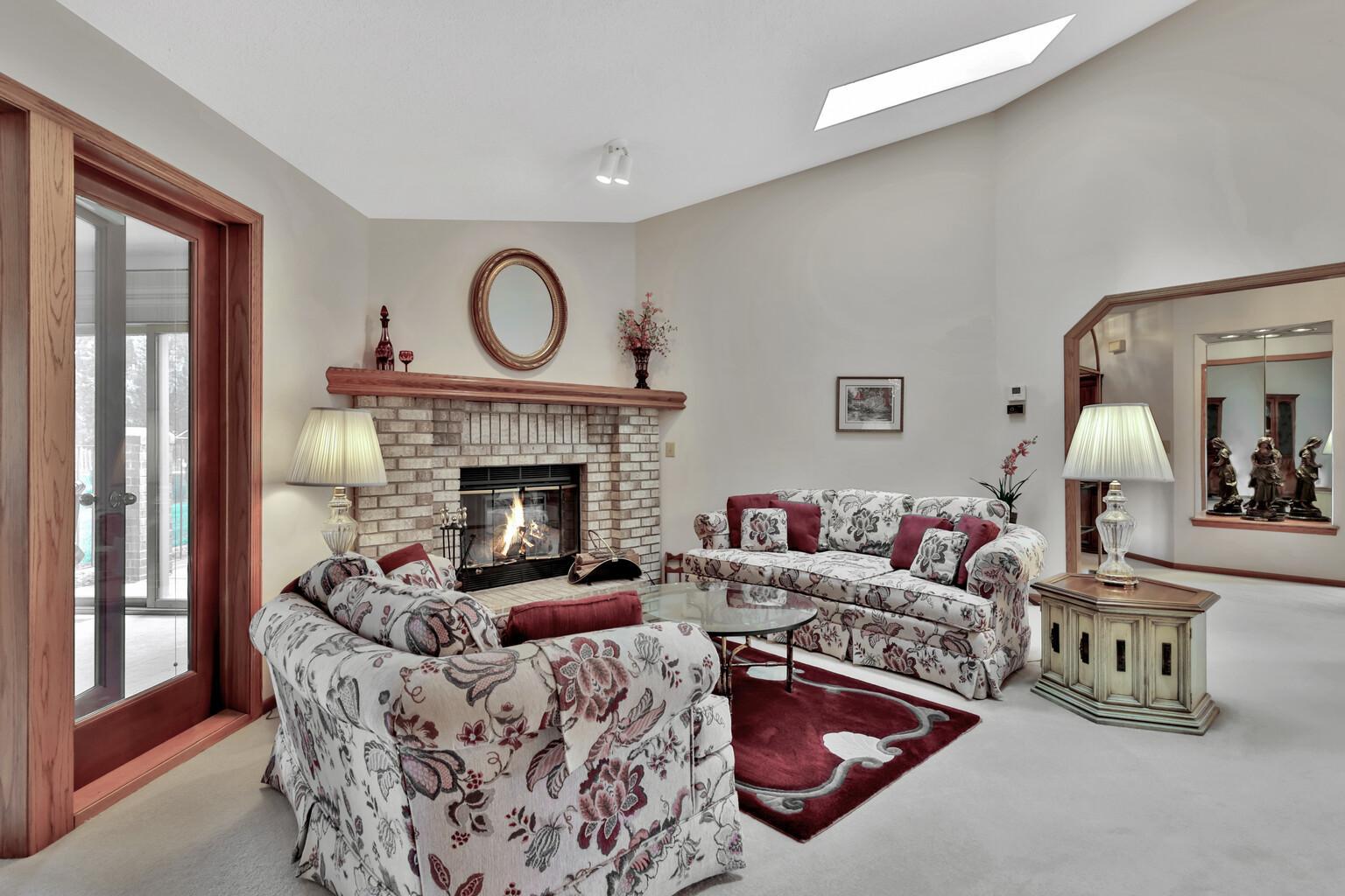 View of Residential at 1123 Lois Court, Shoreview MN 55126, Shoreview (39 of 58) - Mike Wilen | Minnesota Team Real Estate