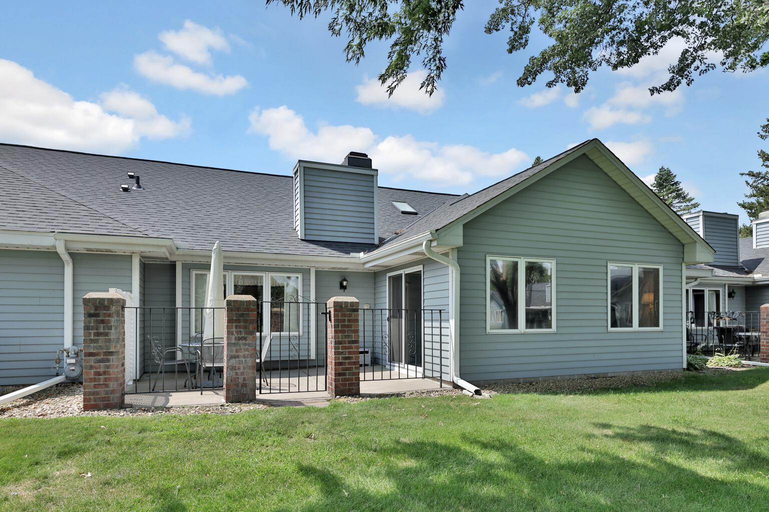 View of Residential at 1123 Lois Court, Shoreview MN 55126, Shoreview (19 of 58) - Mike Wilen | Minnesota Team Real Estate