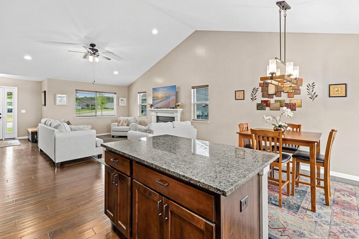 View of Residential at 914 Prestwick Drive, Belle Plaine MN 56011, Belle Plaine (10 of 33) - Mike Wilen | Minnesota Team Real Estate