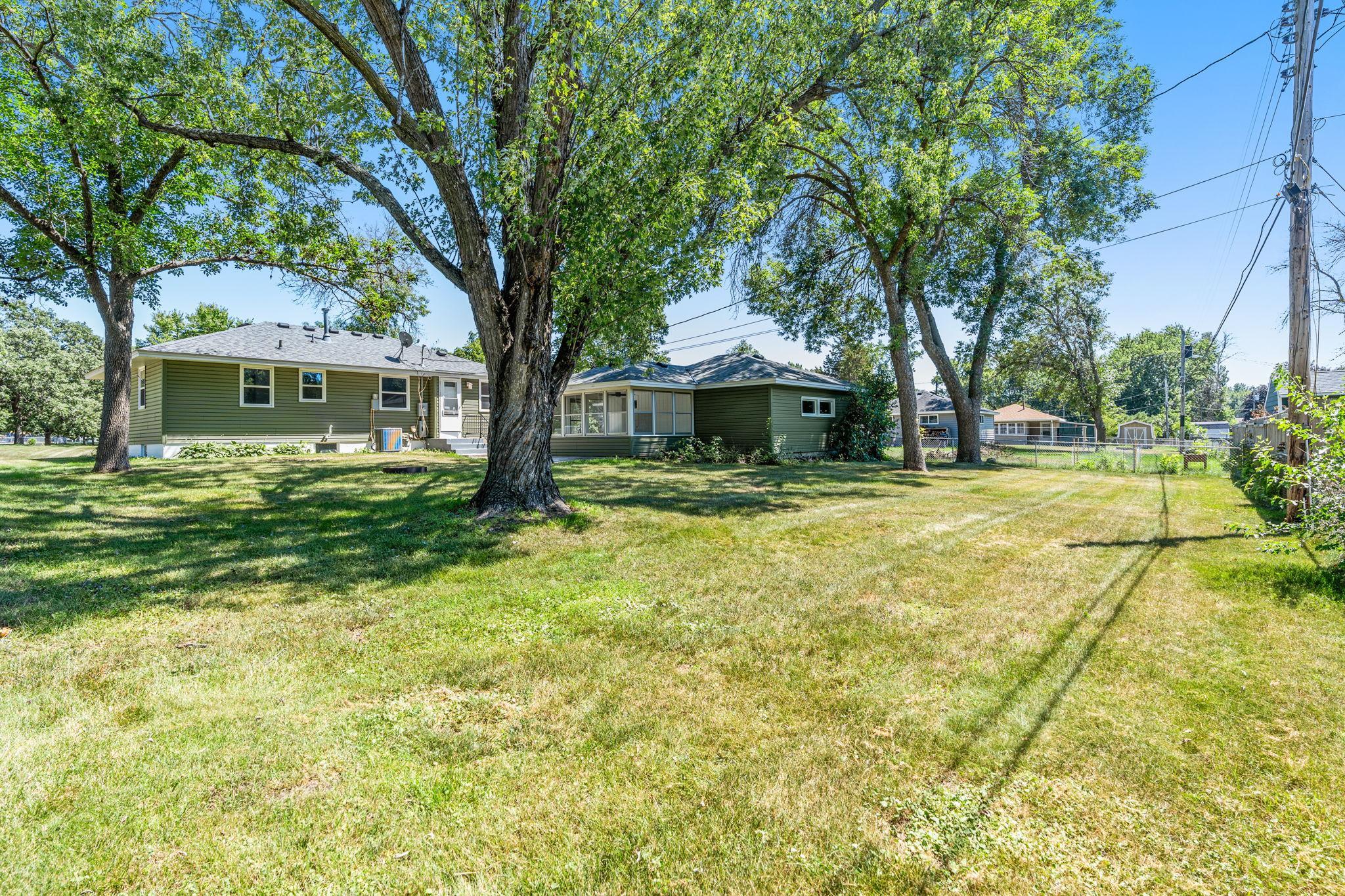 View of Residential at 11346 Norway Street, Coon Rapids MN 55448, Coon Rapids (46 of 50) - Mike Wilen | Minnesota Team Real Estate