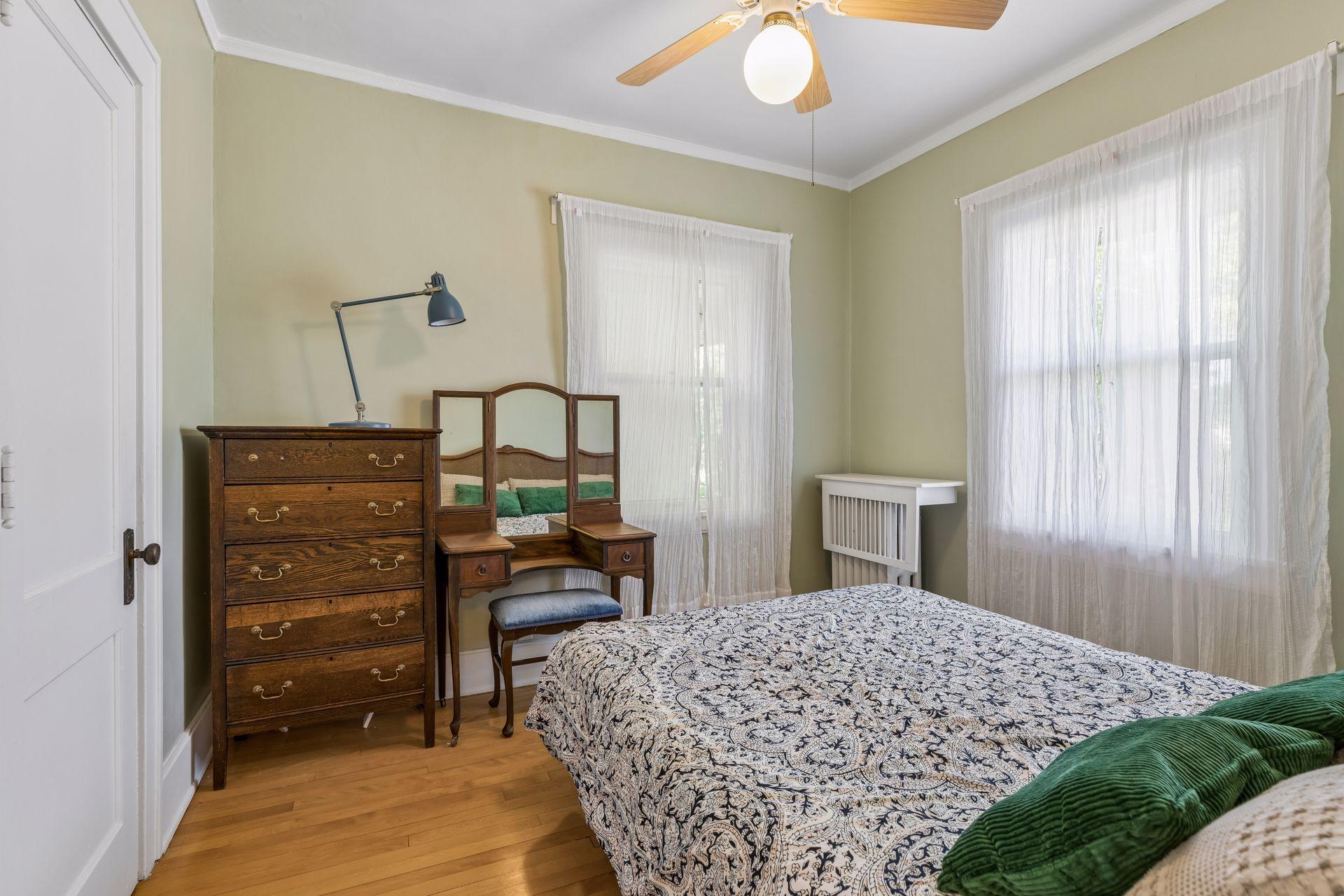 View of Residential at 3904 Thomas Avenue #202, Minneapolis MN 55410, Minneapolis (20 of 28) - Mike Wilen | Minnesota Team Real Estate