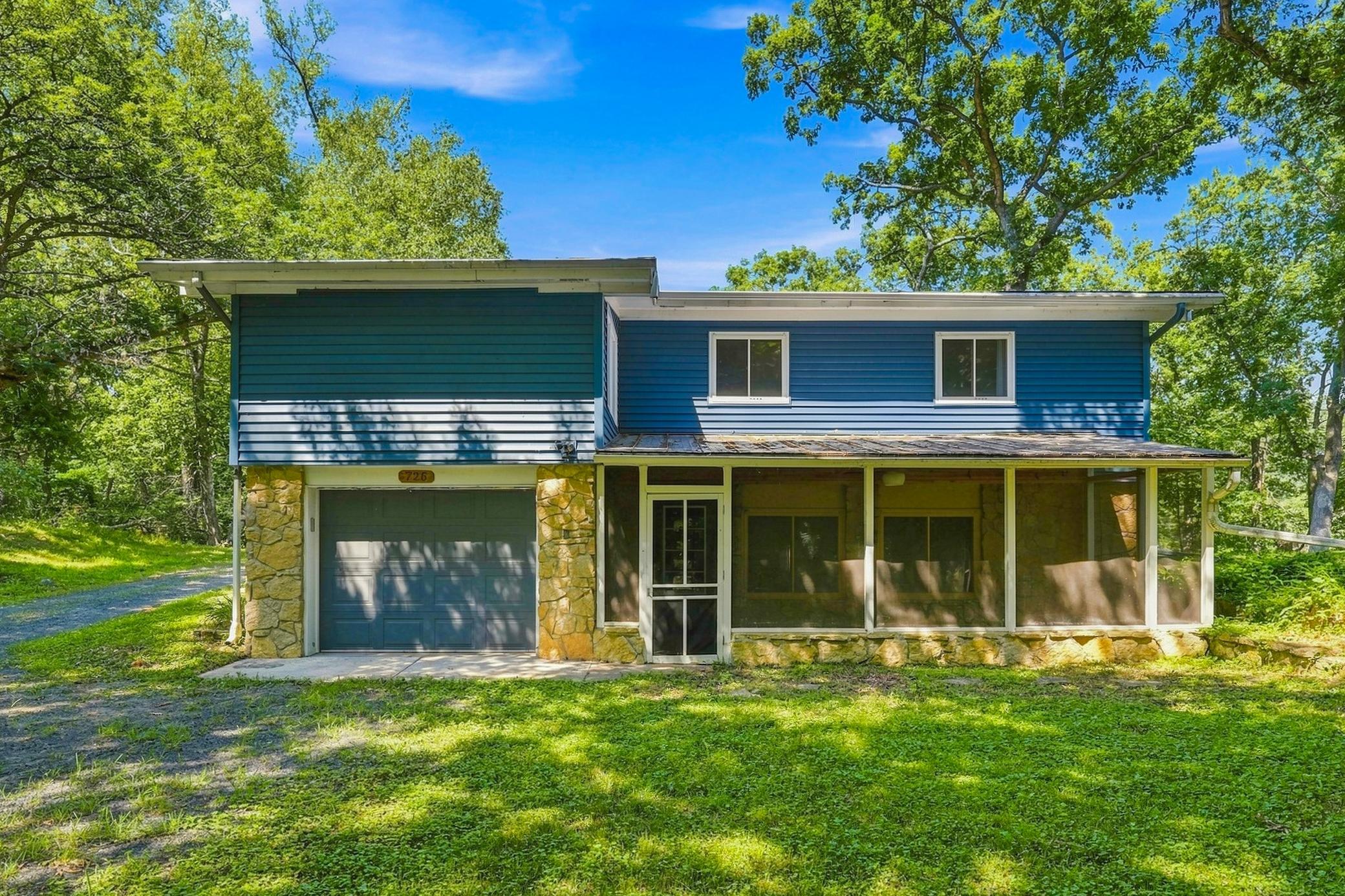 View of Residential at 725 Birchwood Avenue, White Bear Lake MN 55110, White Bear Lake (35 of 48) - Mike Wilen | Minnesota Team Real Estate
