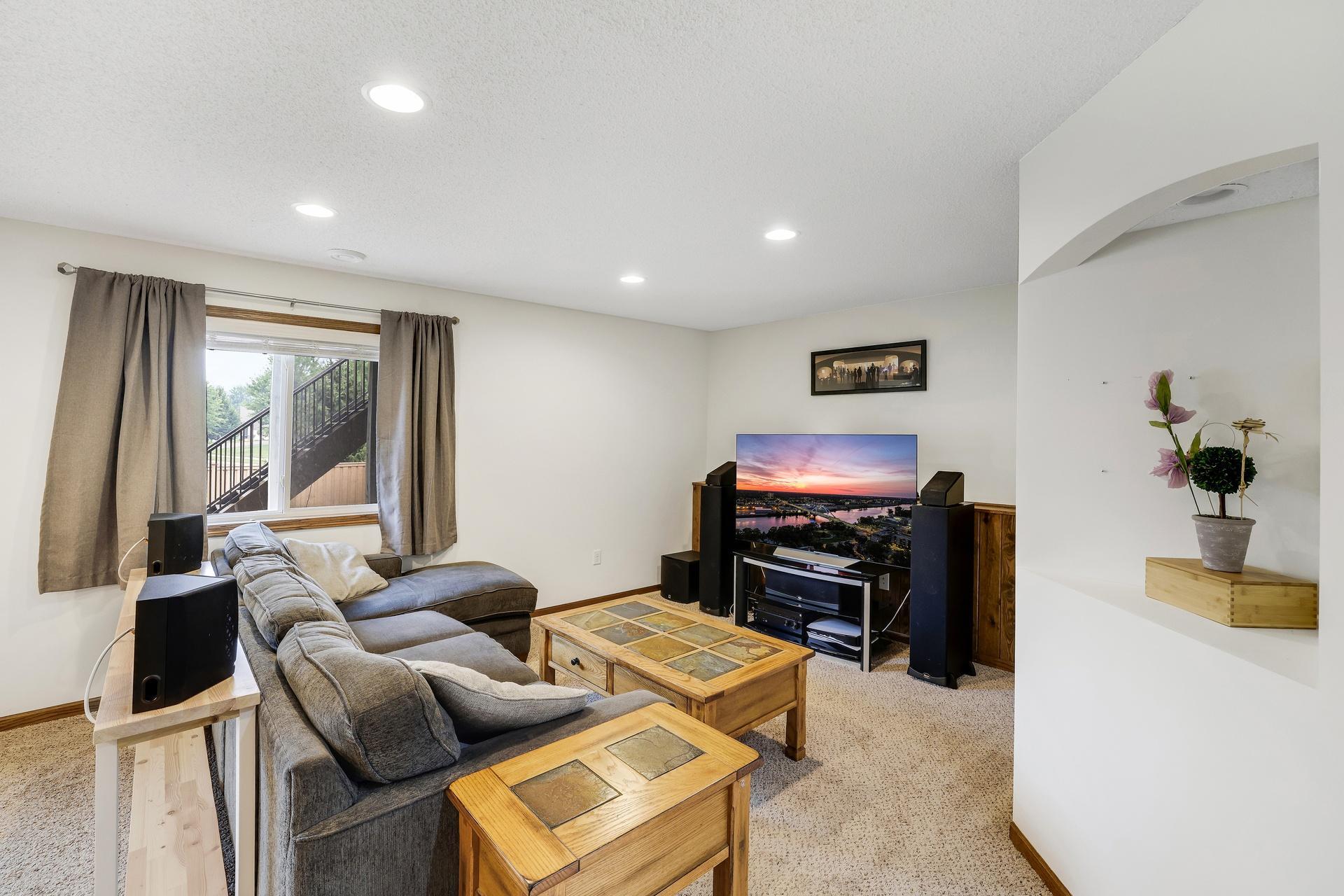 View of Residential at 8631 Tessman Farm Road, Brooklyn Park MN 55445, Brooklyn Park (30 of 51) - Mike Wilen | Minnesota Team Real Estate