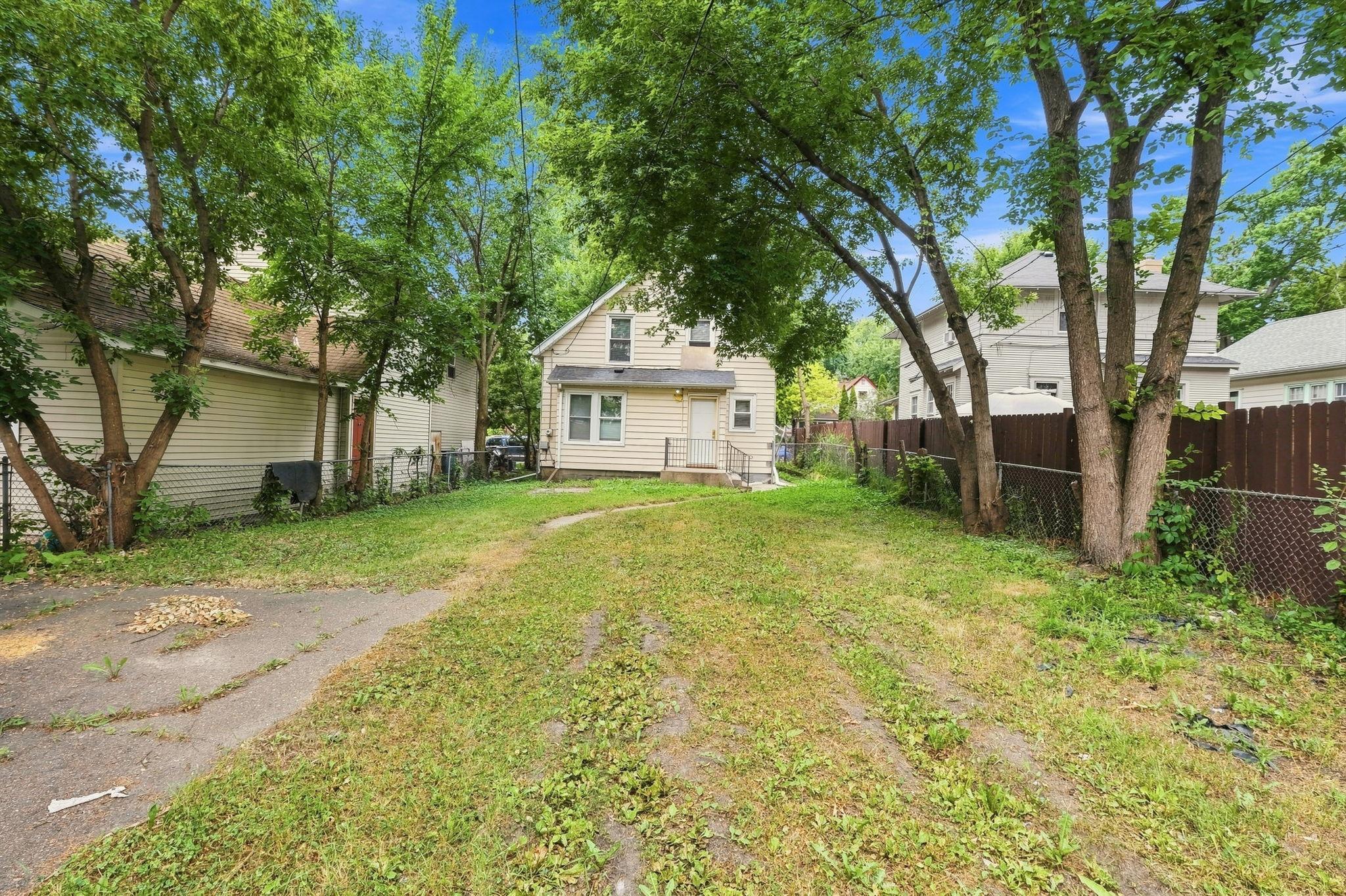 View of Residential at 3014 Russell Avenue, Minneapolis MN 55411, Minneapolis (21 of 23) - Mike Wilen | Minnesota Team Real Estate