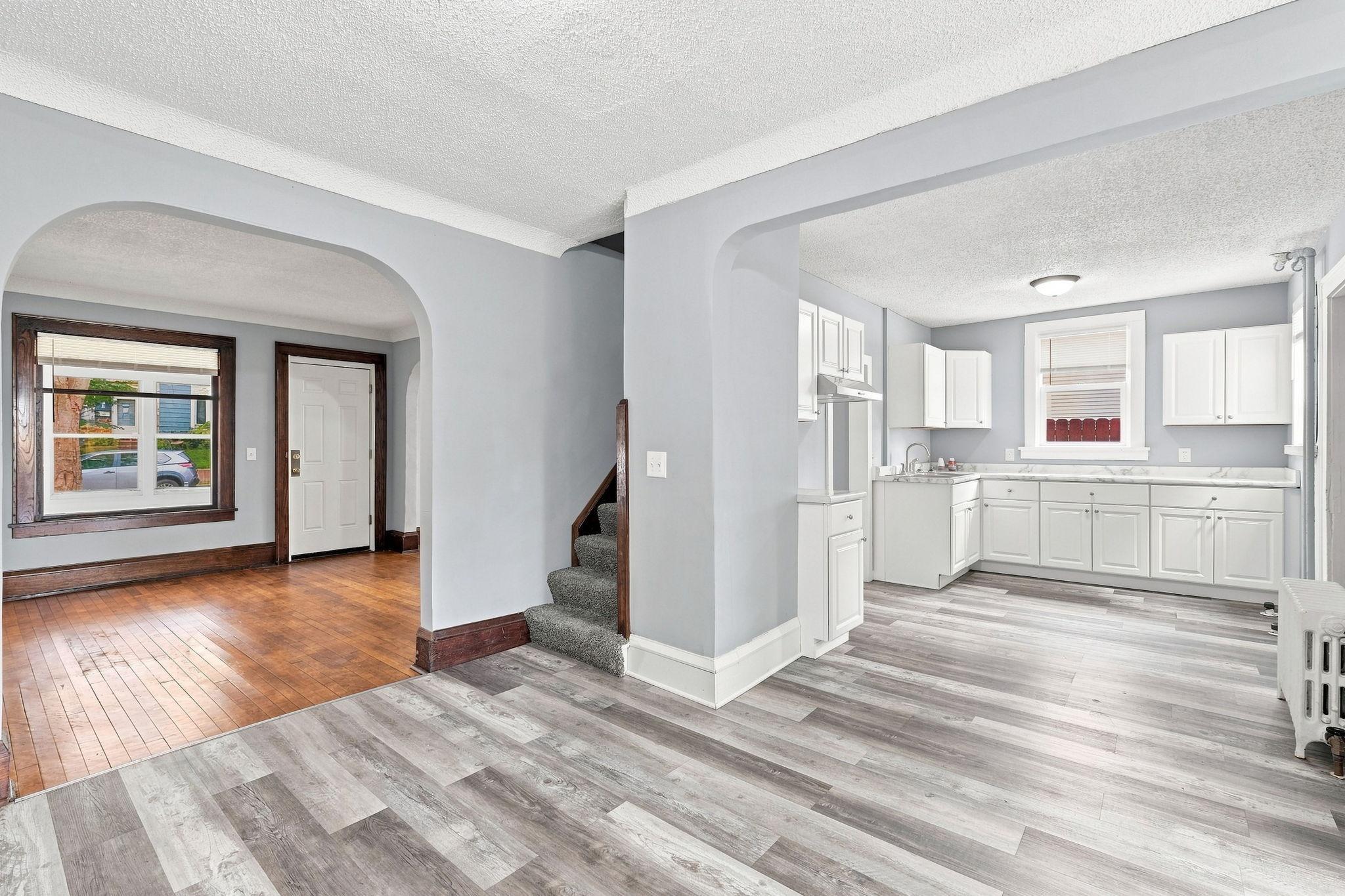 View of Residential at 3014 Russell Avenue, Minneapolis MN 55411, Minneapolis (8 of 23) - Mike Wilen | Minnesota Team Real Estate