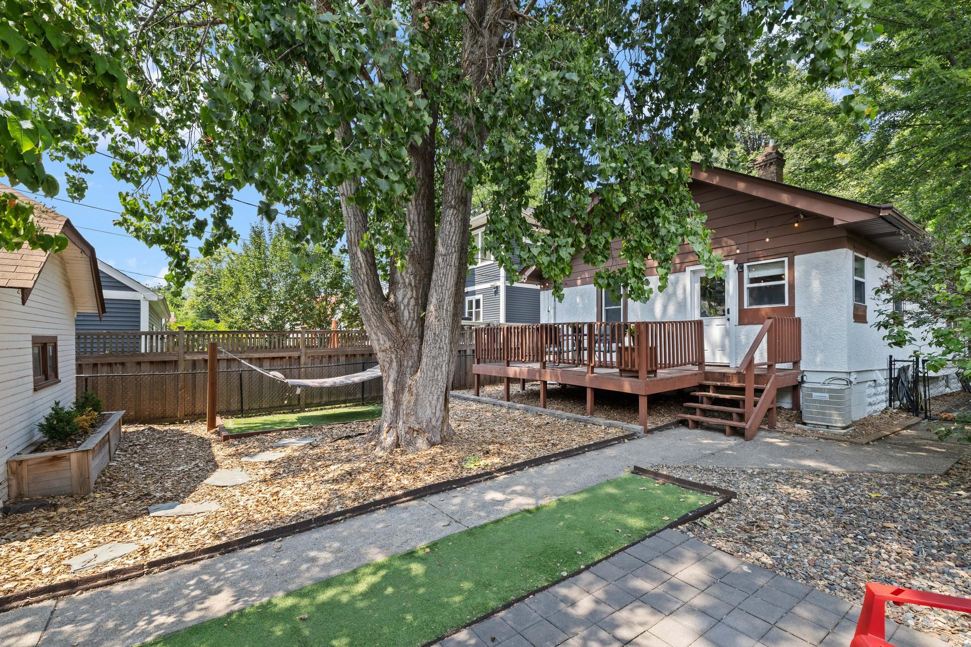 View of Residential at 1414 Juliet Avenue, Saint Paul MN 55105, Saint Paul (30 of 36) - Mike Wilen | Minnesota Team Real Estate