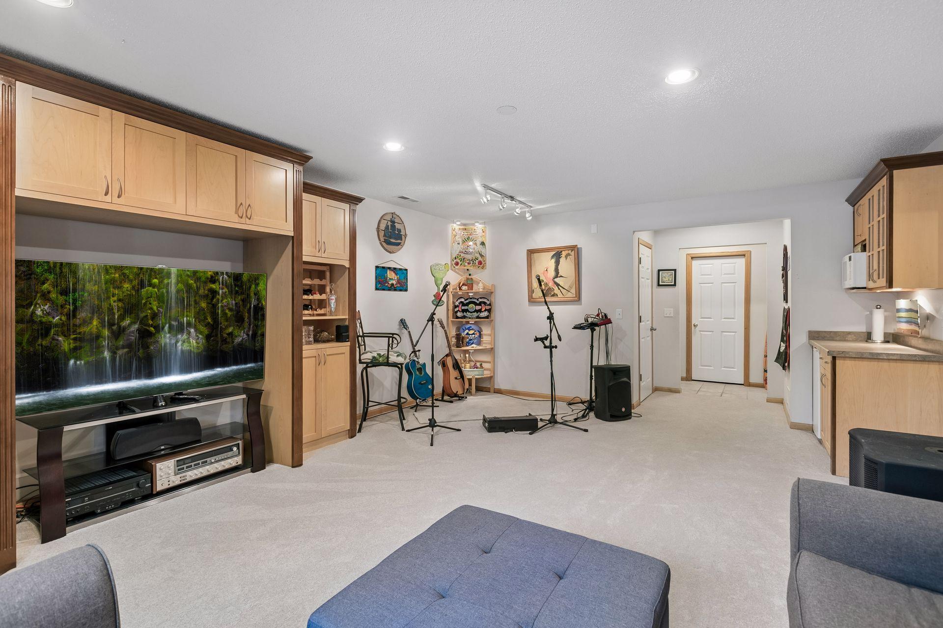View of Residential at 8973 Windsor Terrace, Brooklyn Park MN 55443, Brooklyn Park (40 of 49) - Mike Wilen | Minnesota Team Real Estate