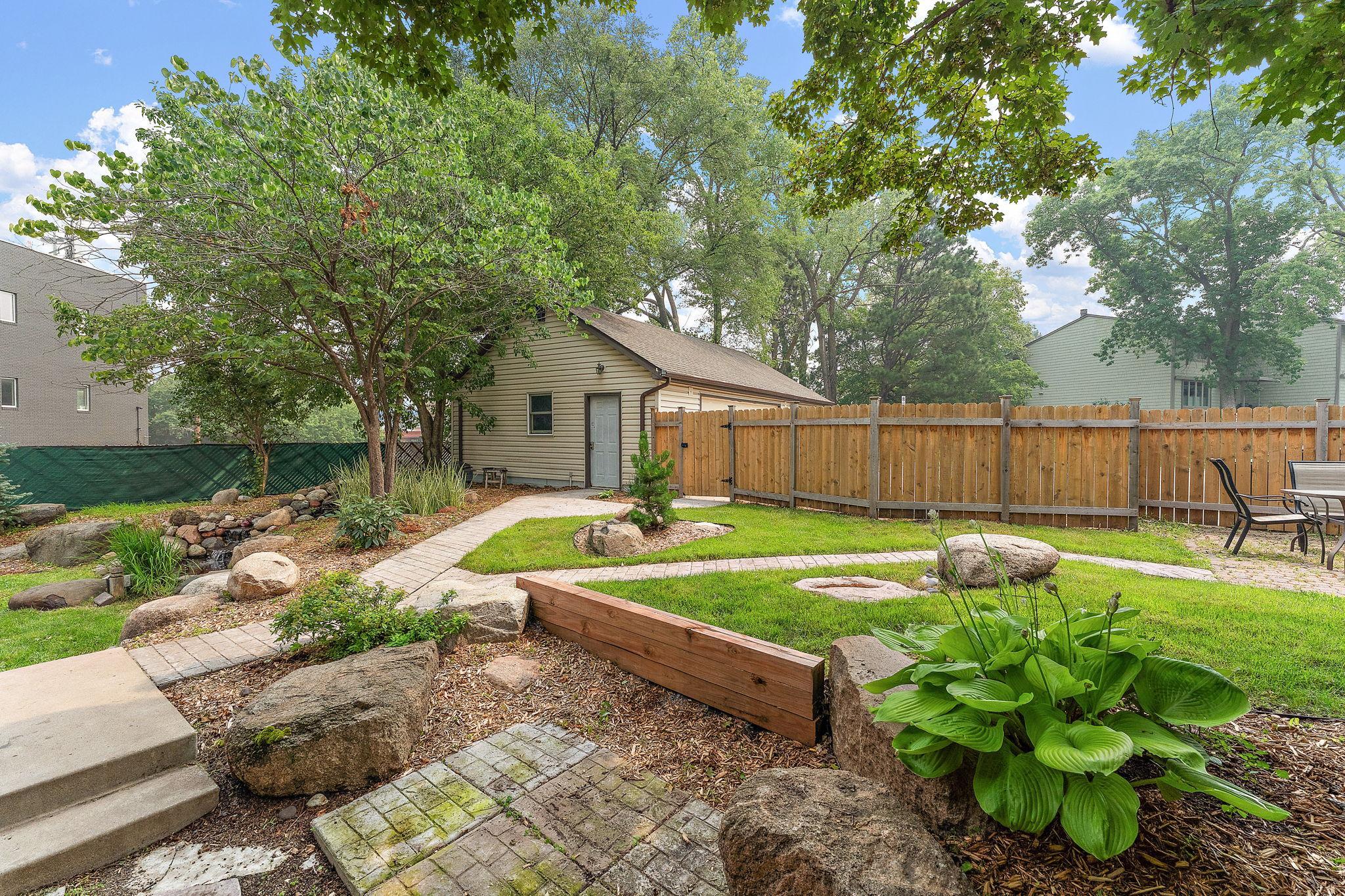 View of Residential at 1017 Thomas Avenue, Minneapolis MN 55405, Minneapolis (25 of 58) - Mike Wilen | Minnesota Team Real Estate