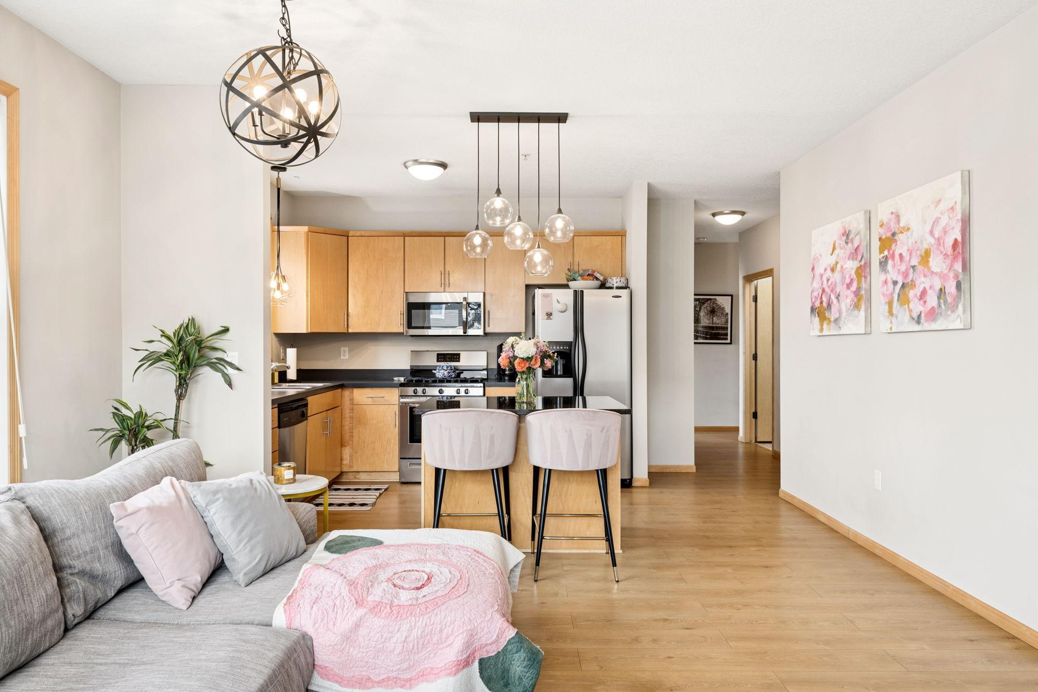 View of Residential at 301 Oak Grove Street #314, Minneapolis MN 55403, Minneapolis (22 of 58) - Mike Wilen | Minnesota Team Real Estate