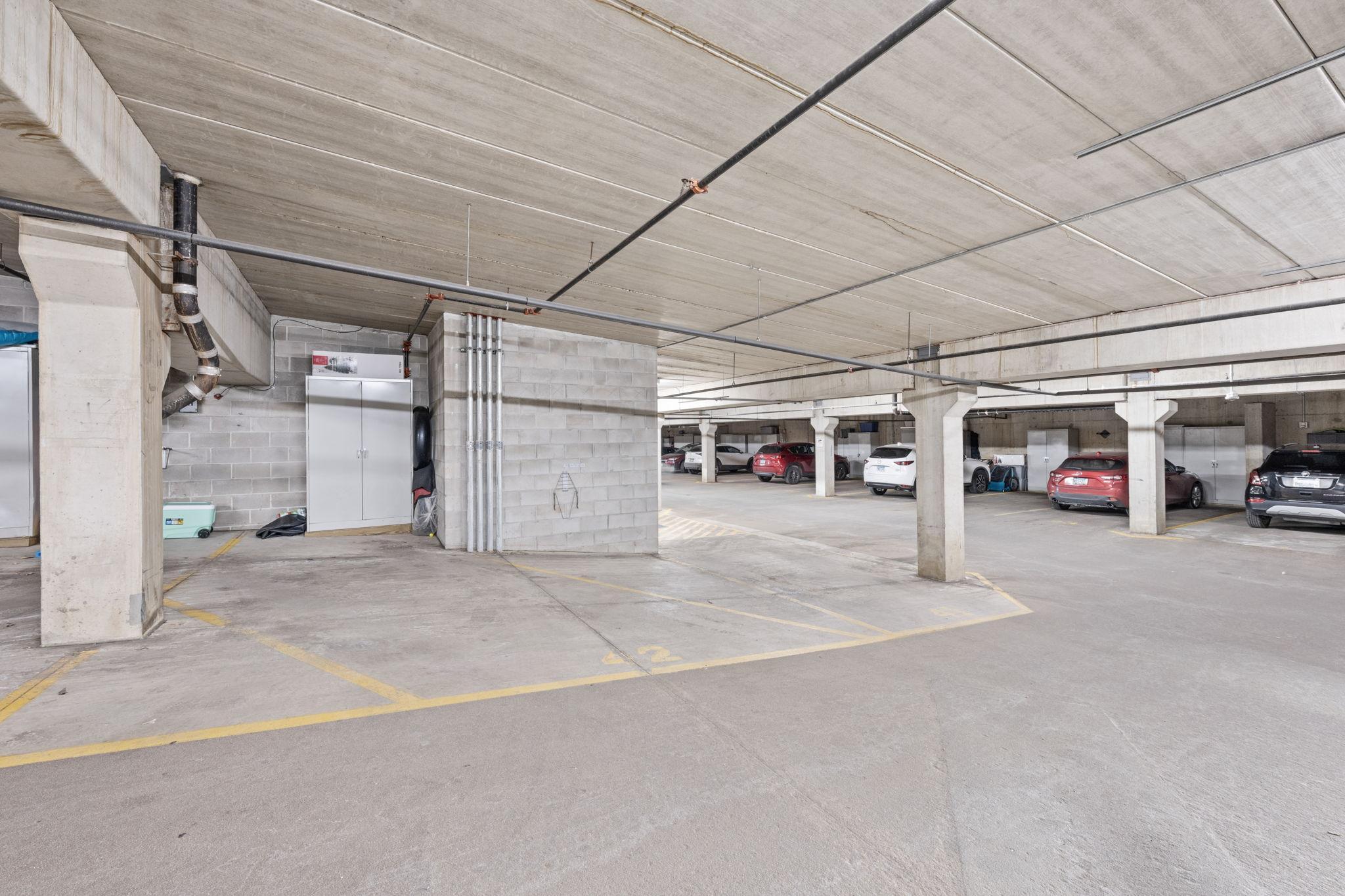 View of Residential at 301 Oak Grove Street #314, Minneapolis MN 55403, Minneapolis (41 of 58) - Mike Wilen | Minnesota Team Real Estate