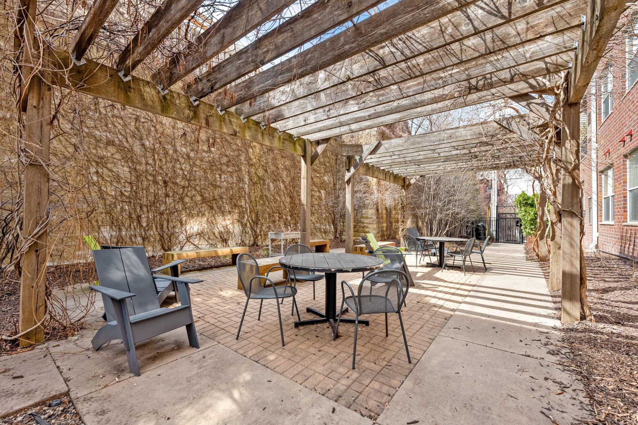 View of Residential at 301 Oak Grove Street #314, Minneapolis MN 55403, Minneapolis (44 of 58) - Mike Wilen | Minnesota Team Real Estate