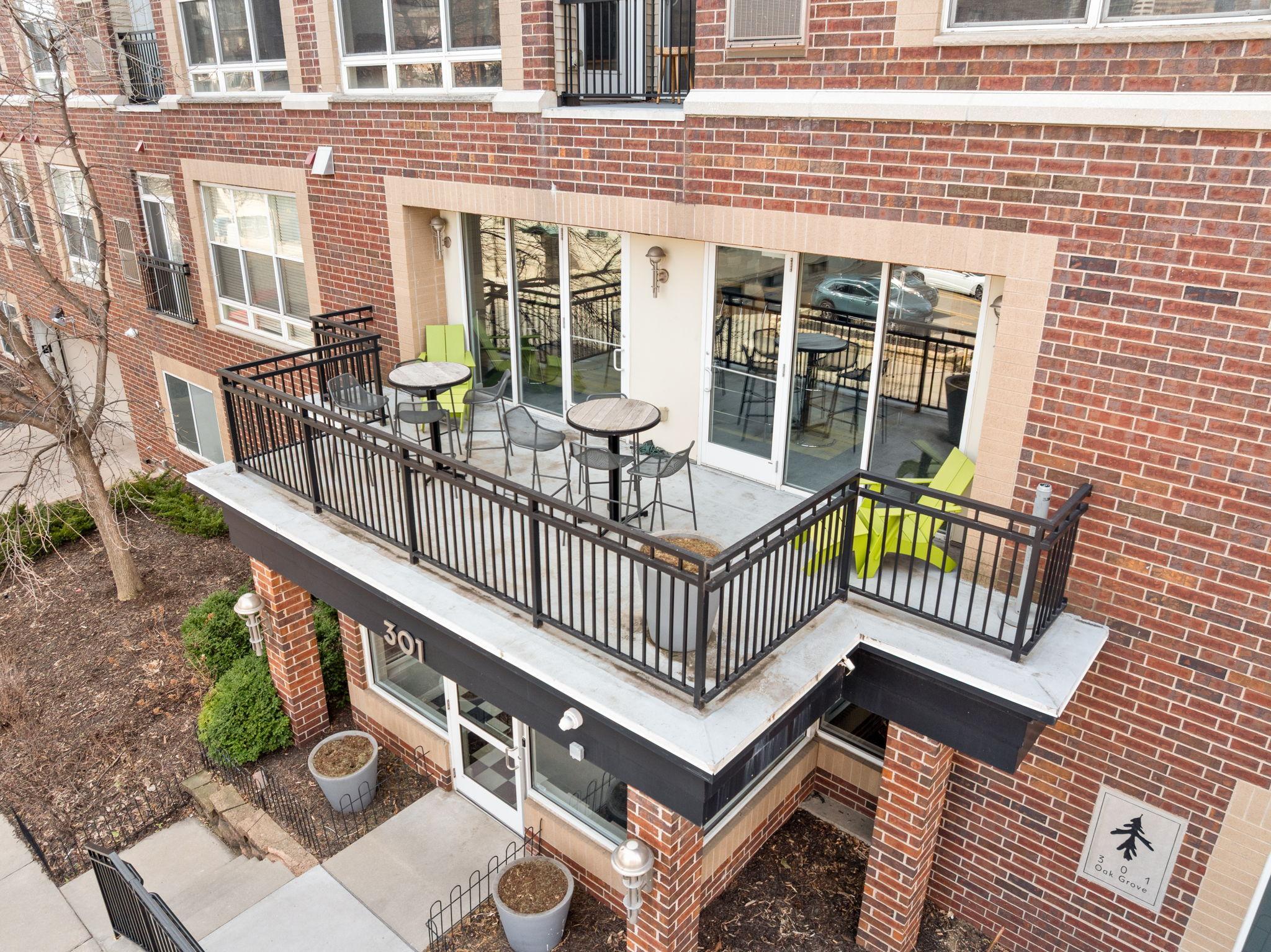 View of Residential at 301 Oak Grove Street #314, Minneapolis MN 55403, Minneapolis (49 of 58) - Mike Wilen | Minnesota Team Real Estate