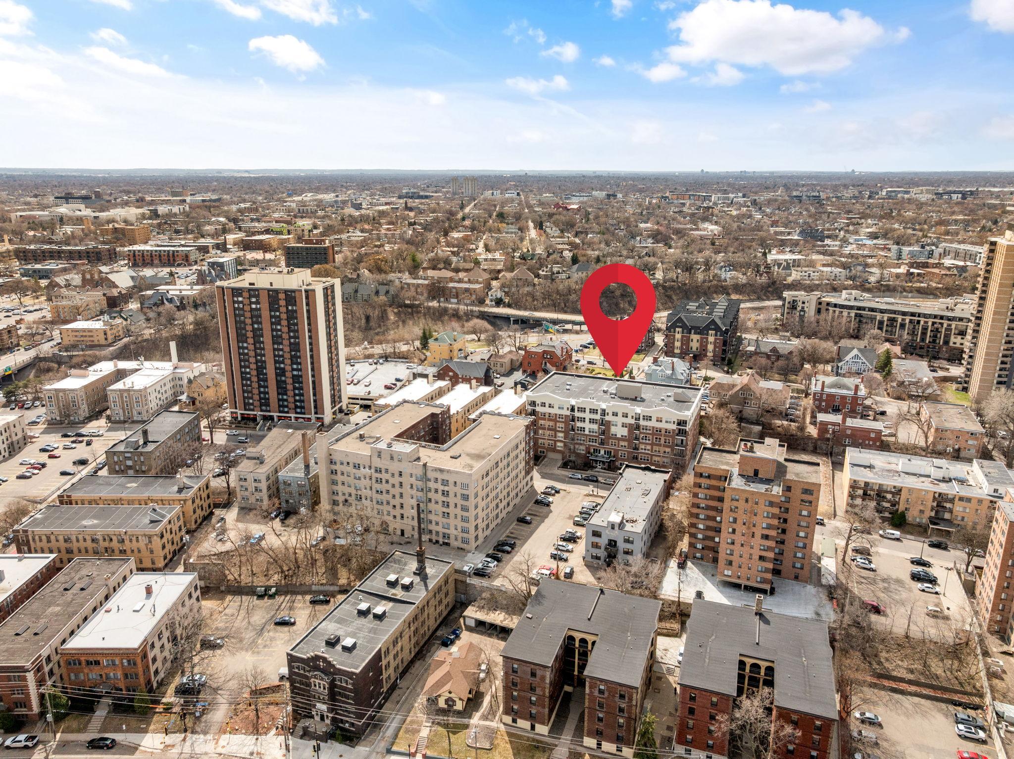 View of Residential at 301 Oak Grove Street #314, Minneapolis MN 55403, Minneapolis (52 of 58) - Mike Wilen | Minnesota Team Real Estate