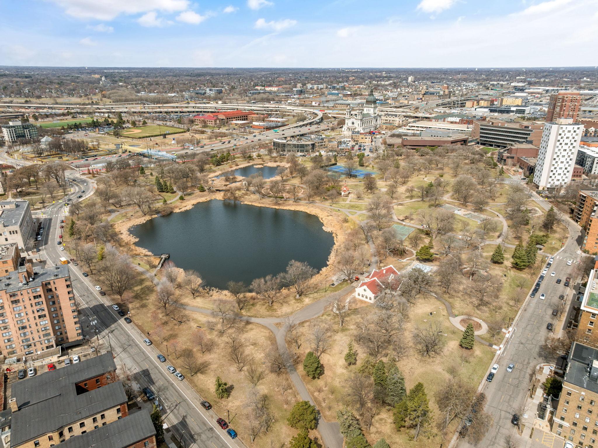 View of Residential at 301 Oak Grove Street #314, Minneapolis MN 55403, Minneapolis (53 of 58) - Mike Wilen | Minnesota Team Real Estate