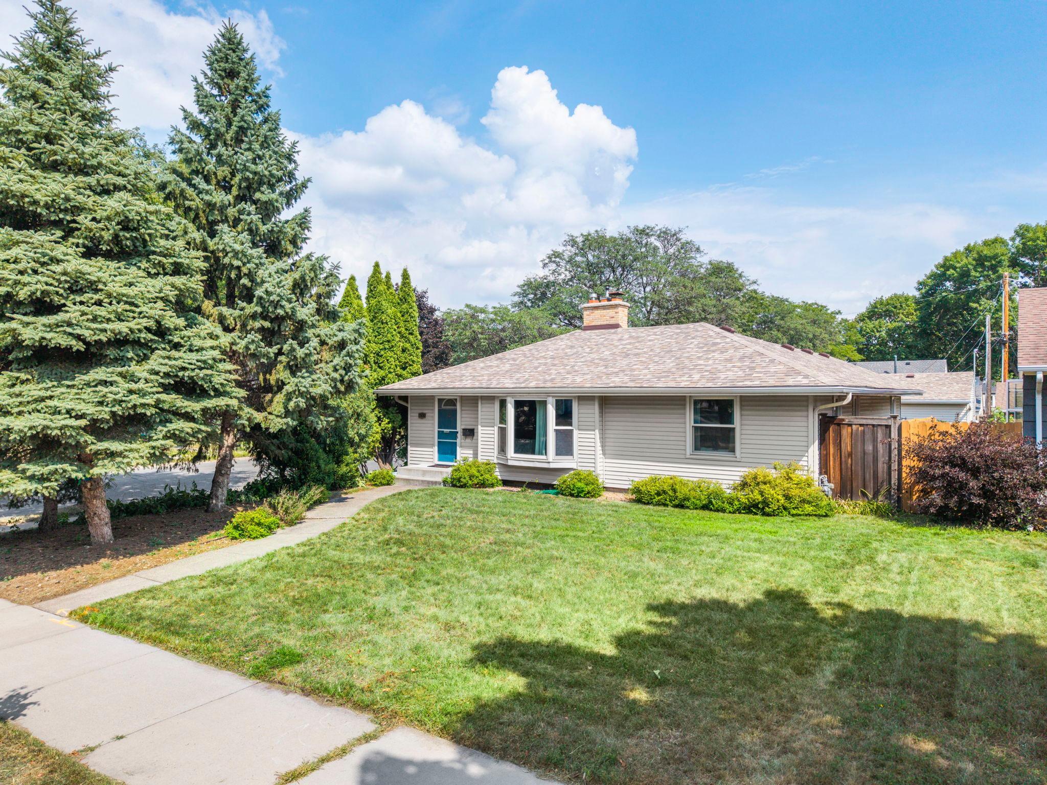 View of Residential at 6001 Washburn Avenue, Minneapolis MN 55410, Minneapolis (3 of 59) - Mike Wilen | Minnesota Team Real Estate