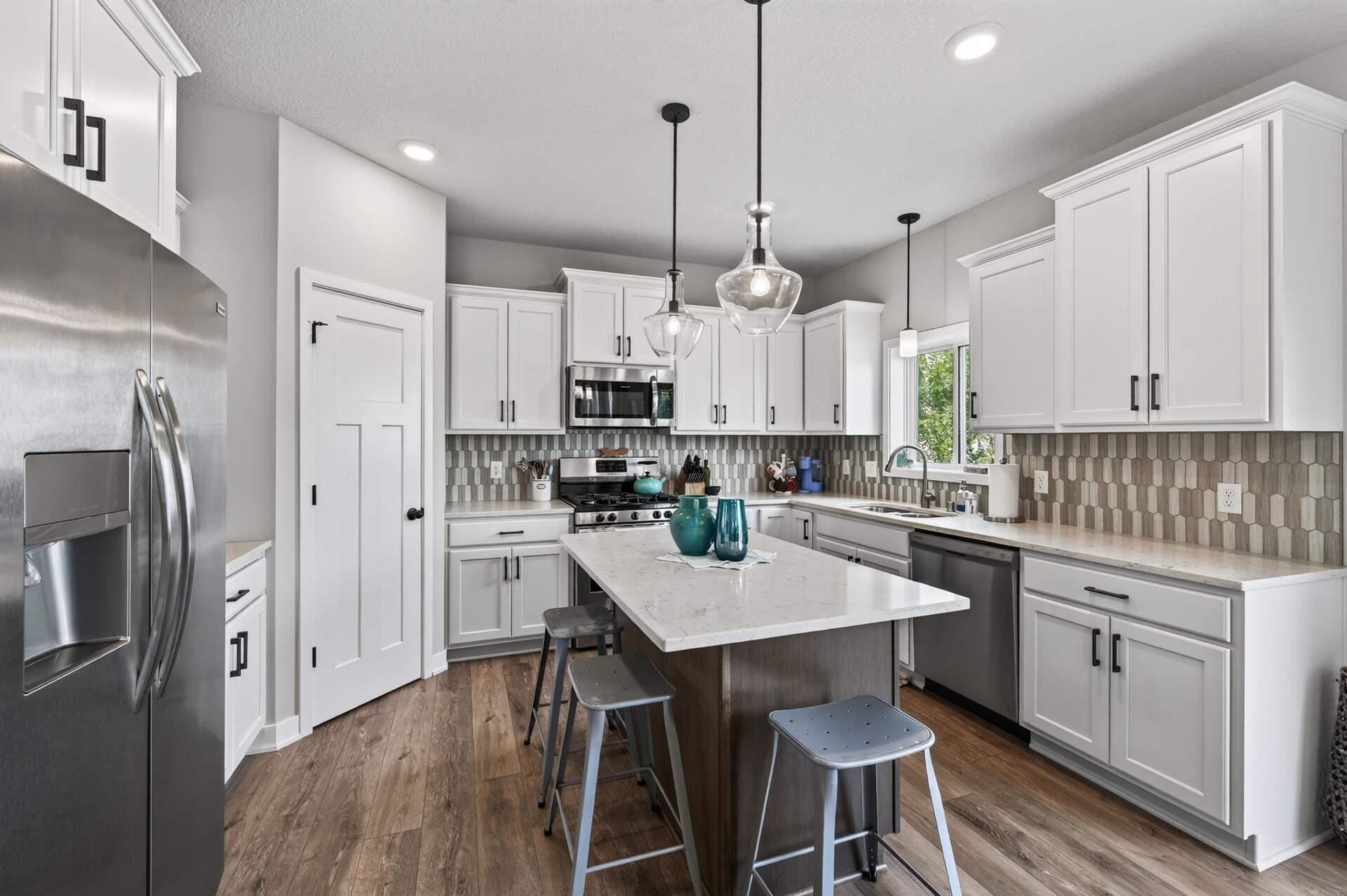 View of Residential at 17831 Elder Avenue, Lakeville MN 55044, Lakeville (10 of 24) - Mike Wilen | Minnesota Team Real Estate