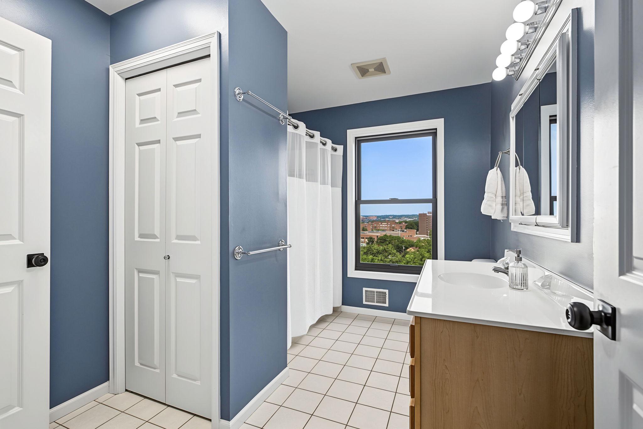 View of Residential at 225 Mount Hope Drive, Saint Paul MN 55107, Saint Paul (28 of 48) - Mike Wilen | Minnesota Team Real Estate