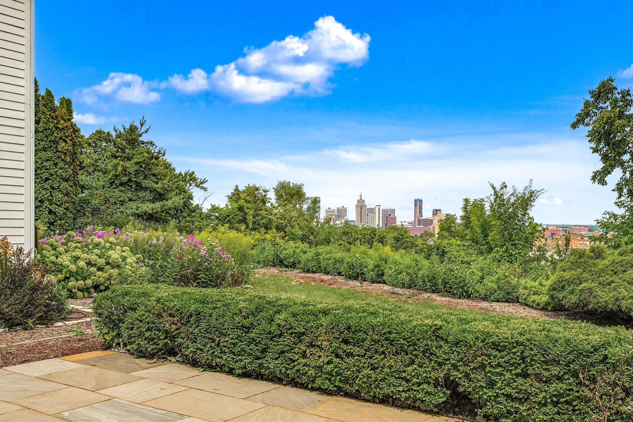 View of Residential at 225 Mount Hope Drive, Saint Paul MN 55107, Saint Paul (4 of 48) - Mike Wilen | Minnesota Team Real Estate