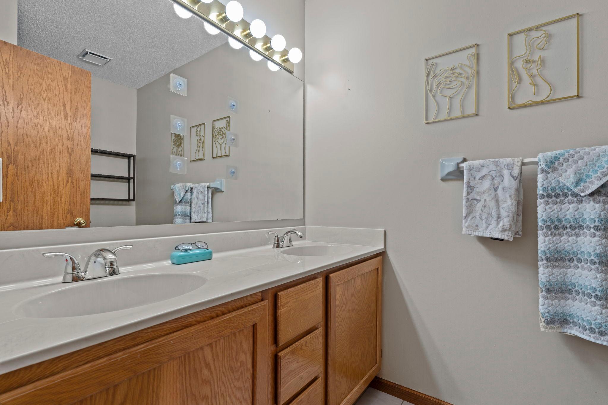 View of Residential at 7291 Bren Lane, Eden Prairie MN 55346, Eden Prairie (11 of 22) - Mike Wilen | Minnesota Team Real Estate