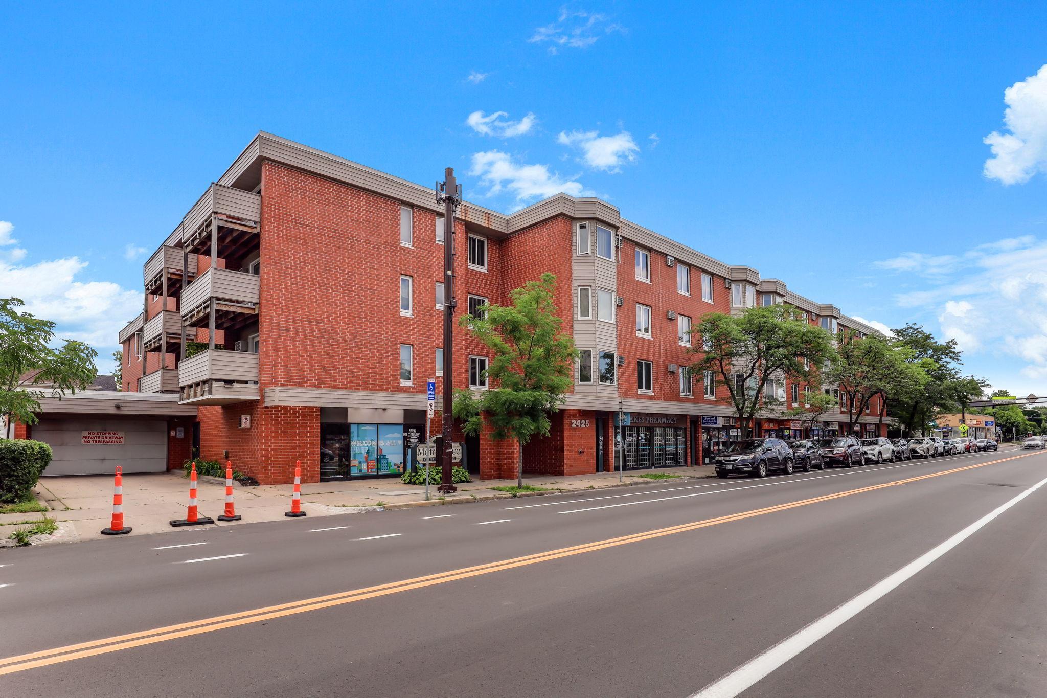 View of Residential at 2425 Franklin Avenue #303, Minneapolis MN 55406, Minneapolis (28 of 31) - Mike Wilen | Minnesota Team Real Estate