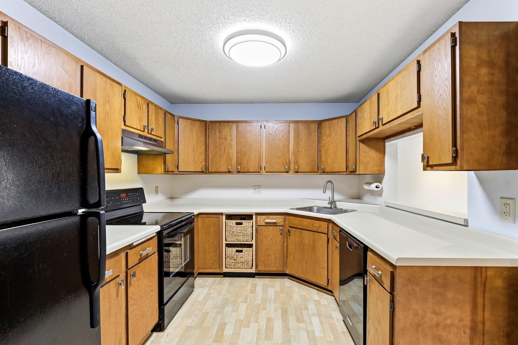 View of Residential at 2425 Franklin Avenue #303, Minneapolis MN 55406, Minneapolis (7 of 31) - Mike Wilen | Minnesota Team Real Estate