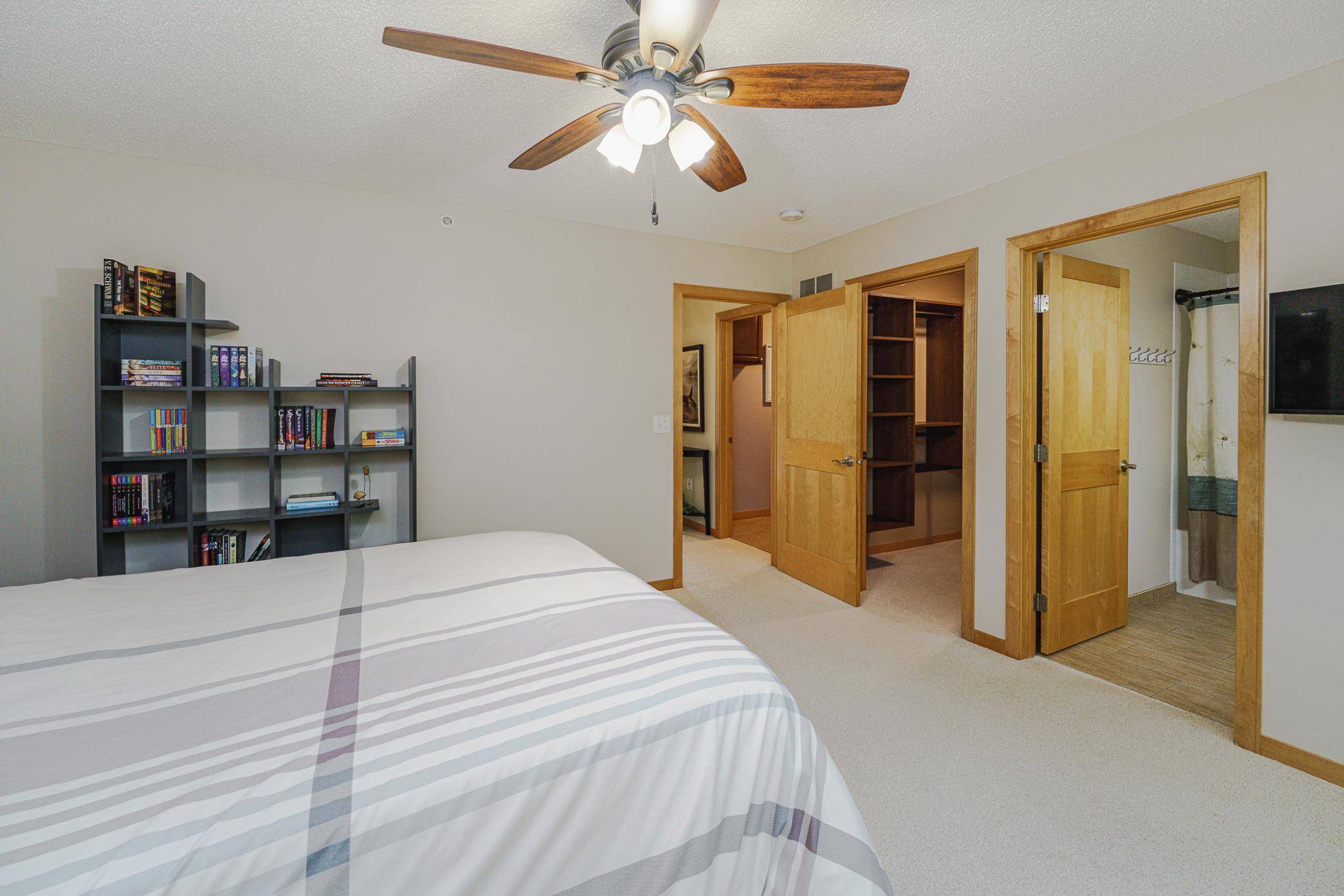 View of Residential at 2108 Village Terrace, Bloomington MN 55431, Bloomington (31 of 43) - Mike Wilen | Minnesota Team Real Estate