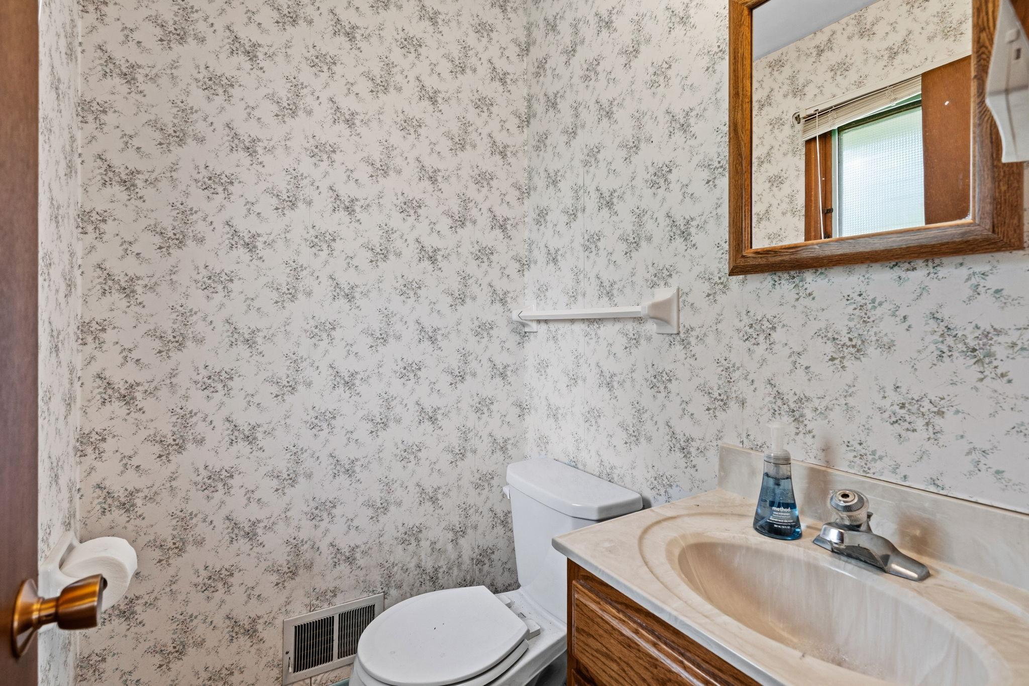 View of Residential at 2245 Beam Avenue, Maplewood MN 55109, Maplewood (31 of 46) - Mike Wilen | Minnesota Team Real Estate