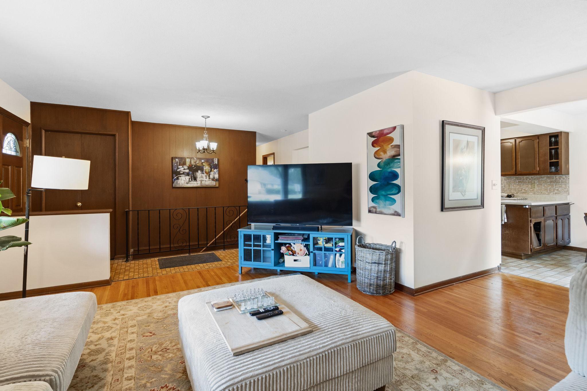 View of Residential at 2245 Beam Avenue, Maplewood MN 55109, Maplewood (18 of 46) - Mike Wilen | Minnesota Team Real Estate