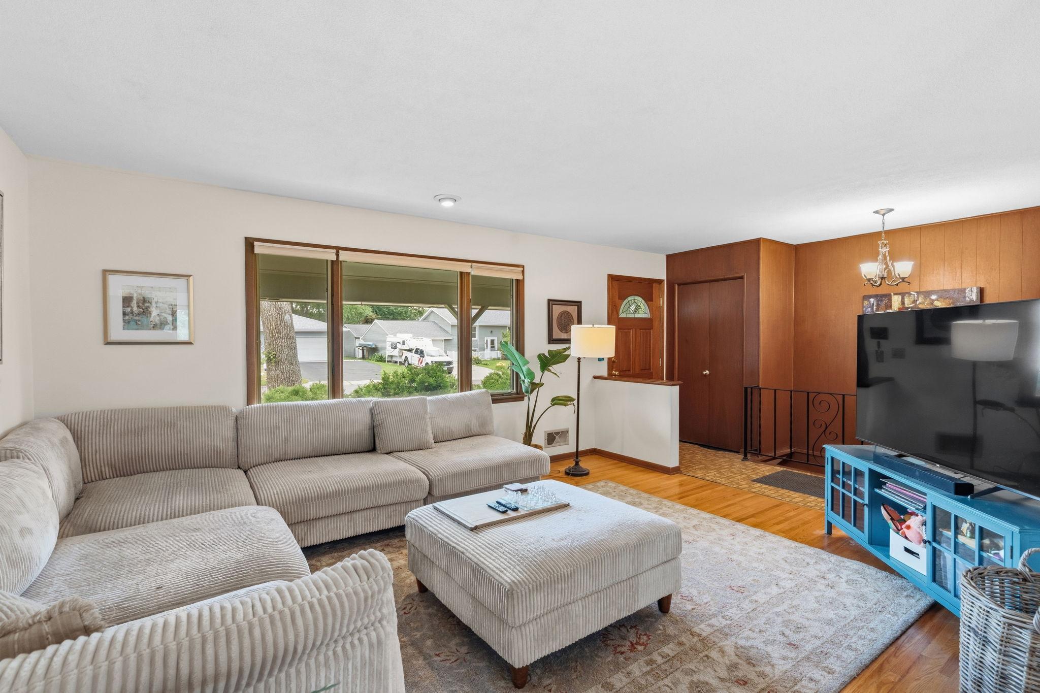 View of Residential at 2245 Beam Avenue, Maplewood MN 55109, Maplewood (17 of 46) - Mike Wilen | Minnesota Team Real Estate