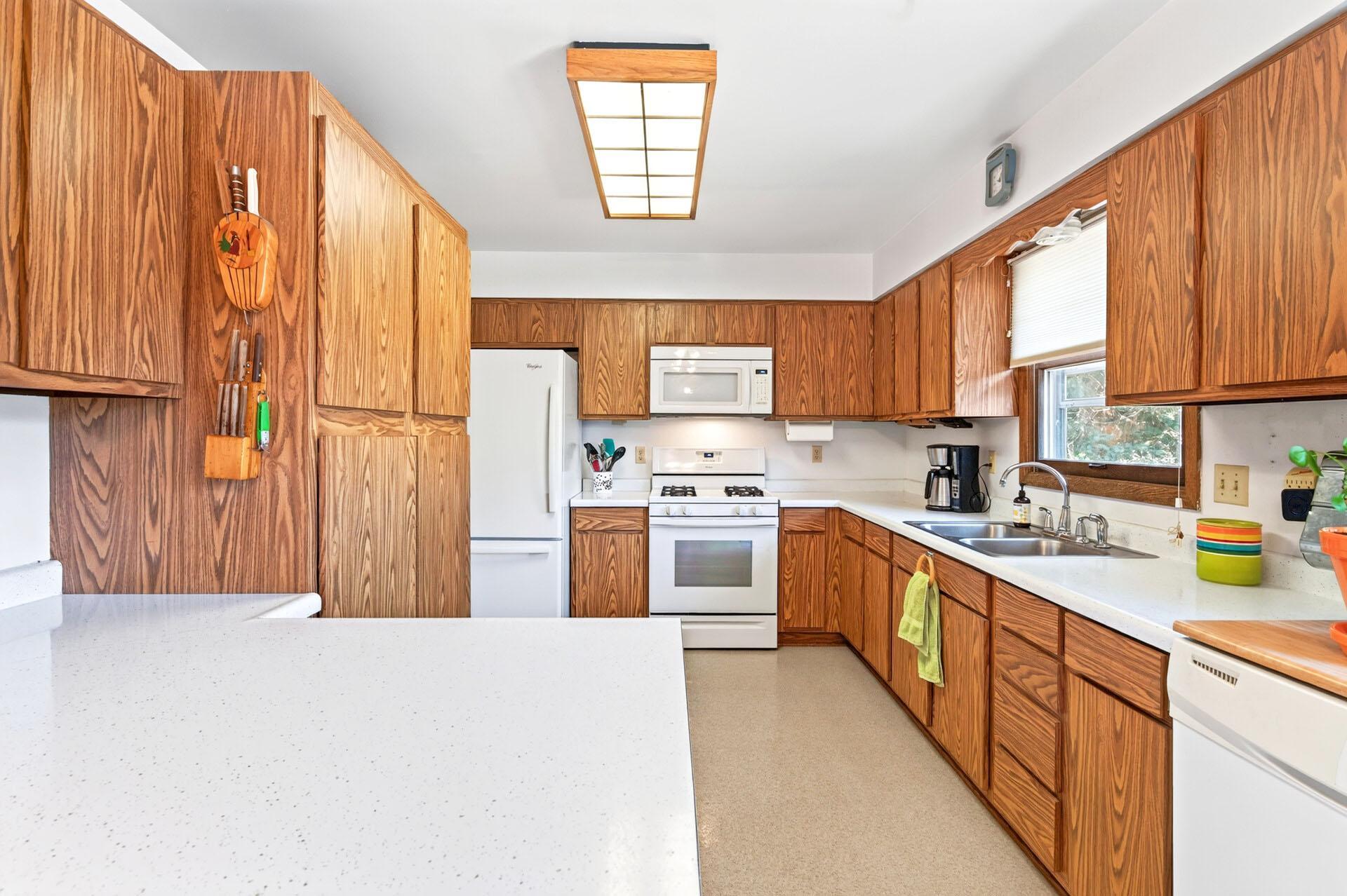 View of Residential at 3833 40th Avenue, Minneapolis MN 55406, Minneapolis (11 of 42) - Mike Wilen | Minnesota Team Real Estate