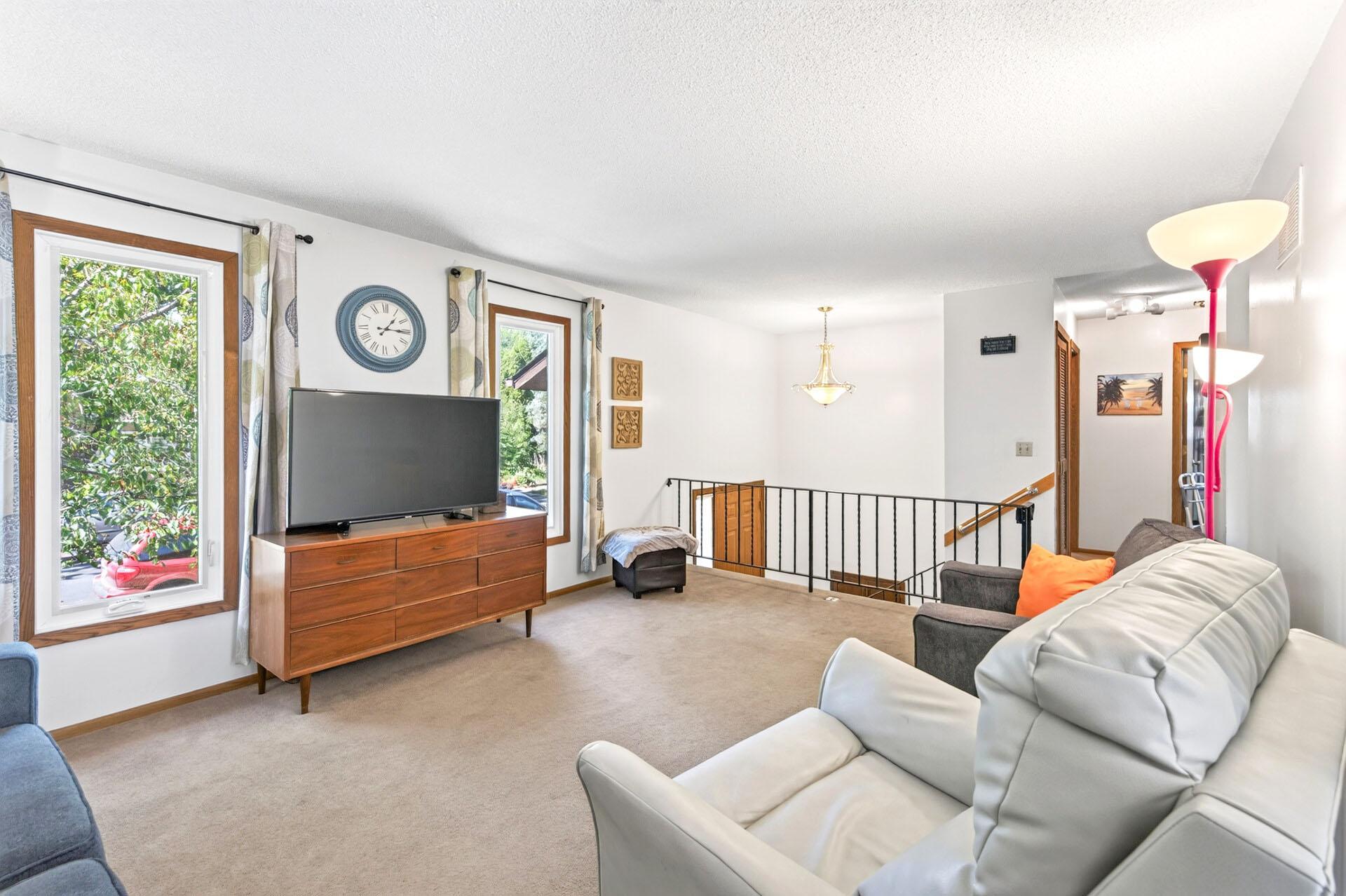 View of Residential at 3833 40th Avenue, Minneapolis MN 55406, Minneapolis (6 of 42) - Mike Wilen | Minnesota Team Real Estate