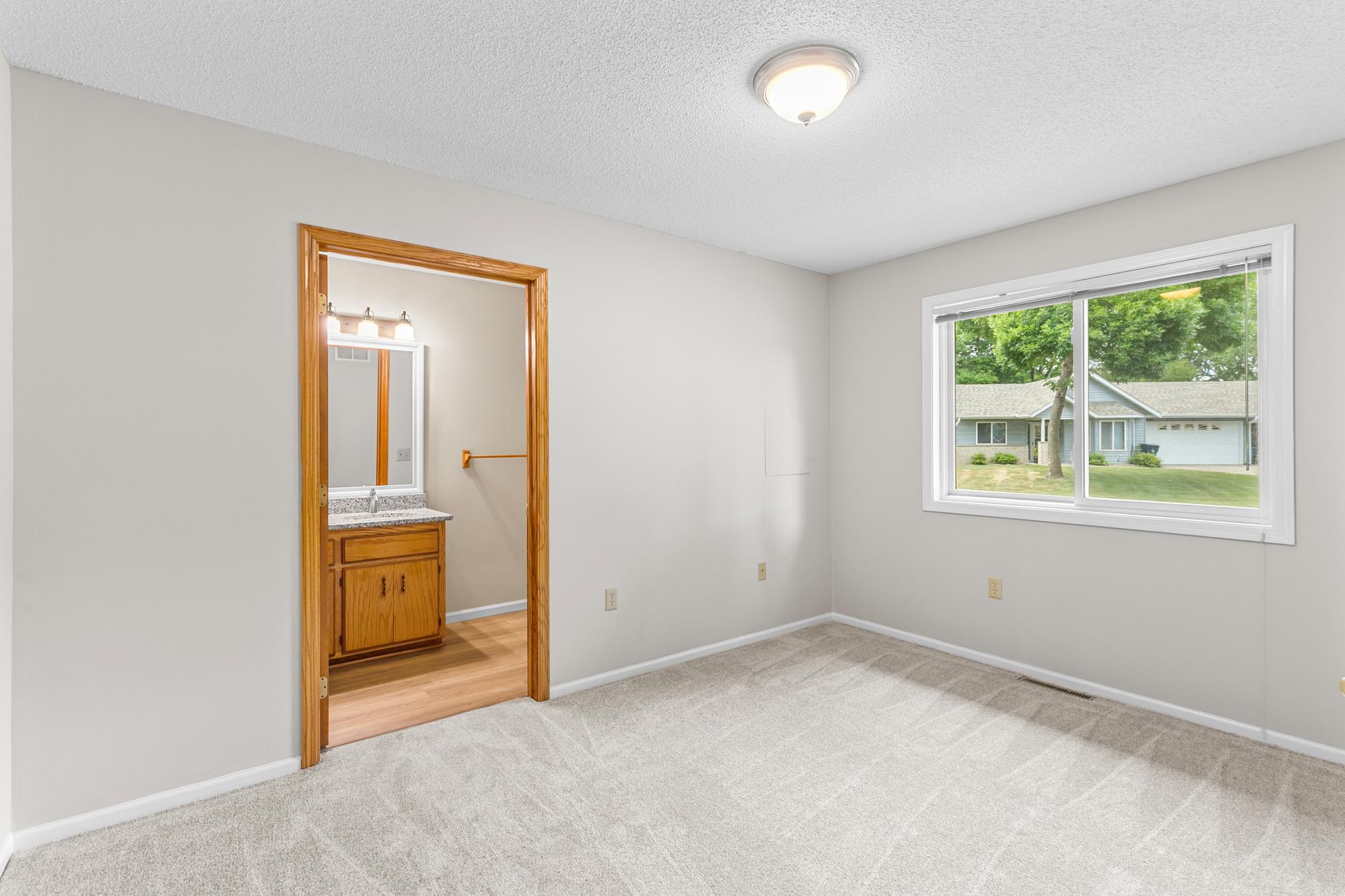 View of Residential at 659 Belland Avenue, Vadnais Heights MN 55127, Vadnais Heights (19 of 26) - Mike Wilen | Minnesota Team Real Estate