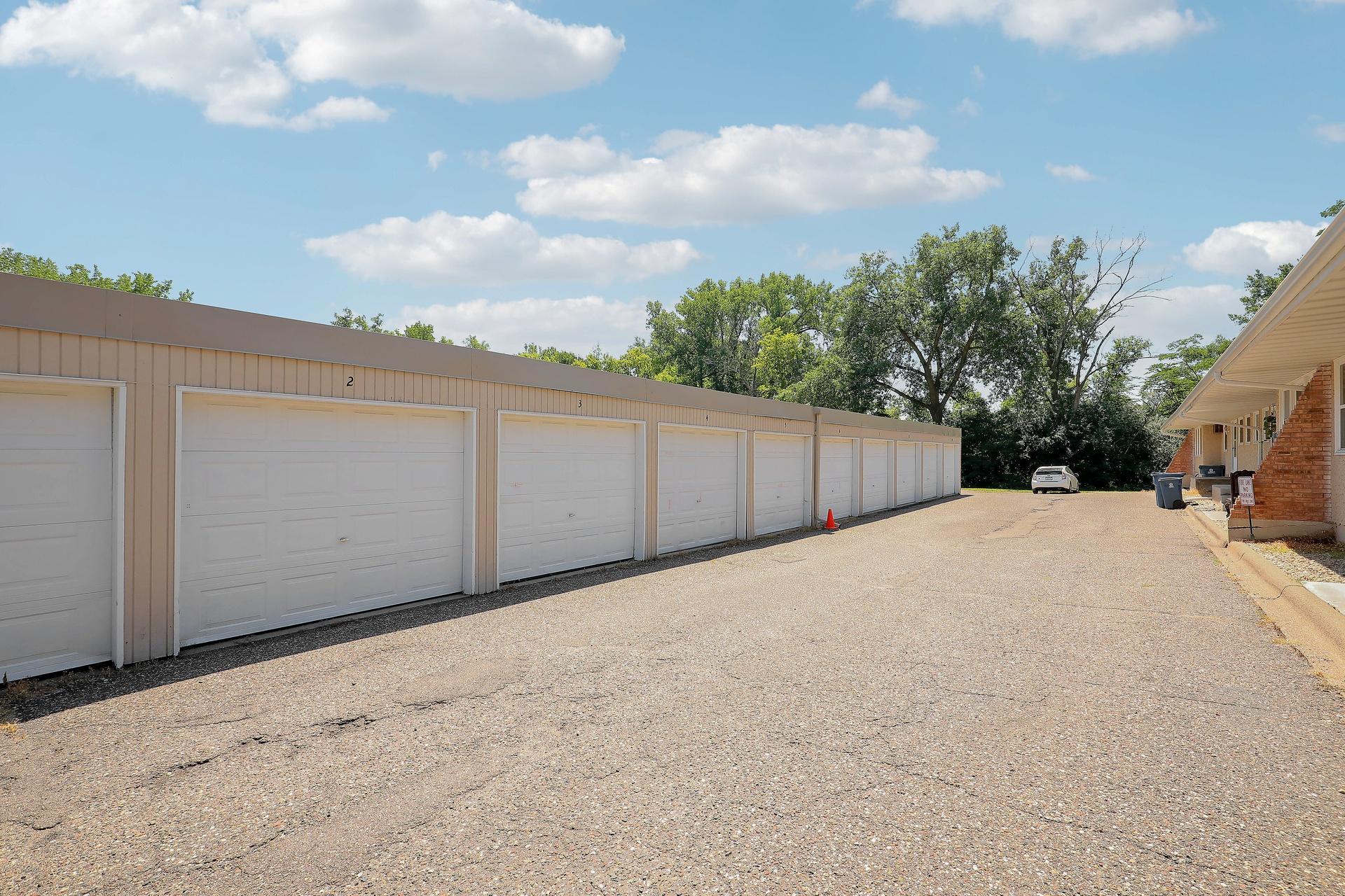 View of Residential at 11335 12th Avenue #3, Plymouth MN 55441, Plymouth (15 of 18) - Mike Wilen | Minnesota Team Real Estate