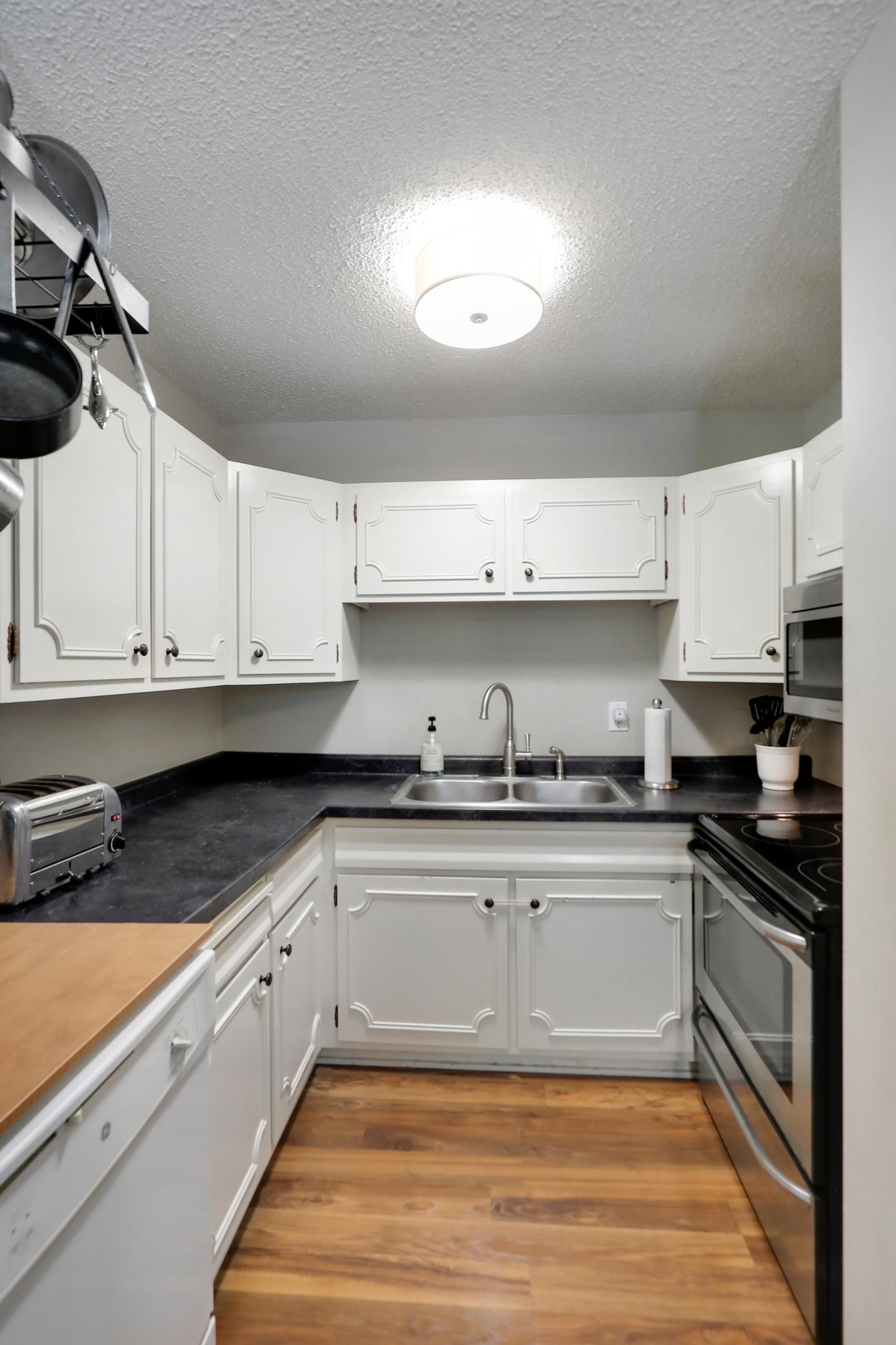 View of Residential at 11335 12th Avenue #3, Plymouth MN 55441, Plymouth (12 of 18) - Mike Wilen | Minnesota Team Real Estate
