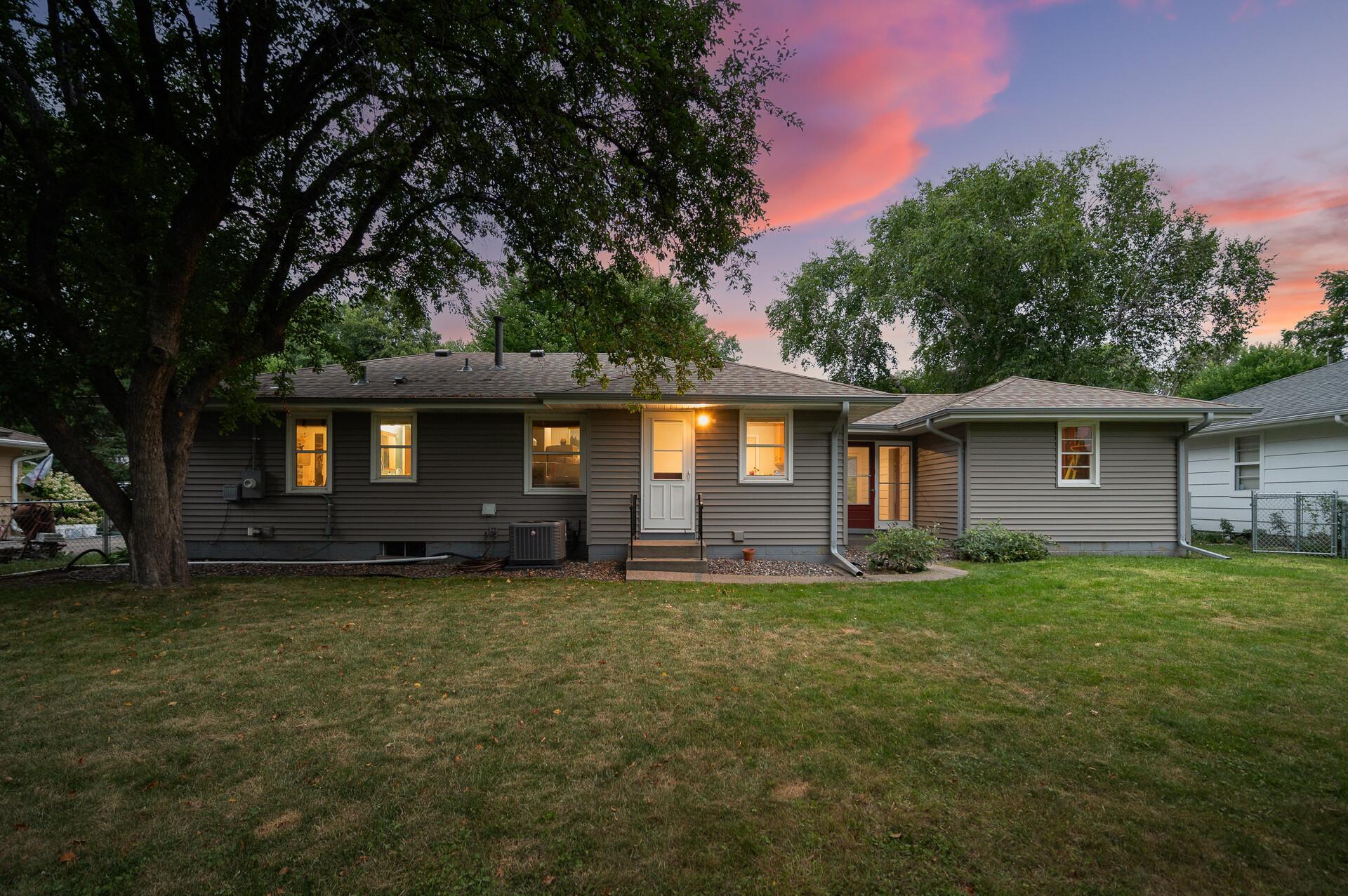 View of Residential at 6917 39th Avenue, Crystal MN 55427, Crystal (22 of 25) - Mike Wilen | Minnesota Team Real Estate