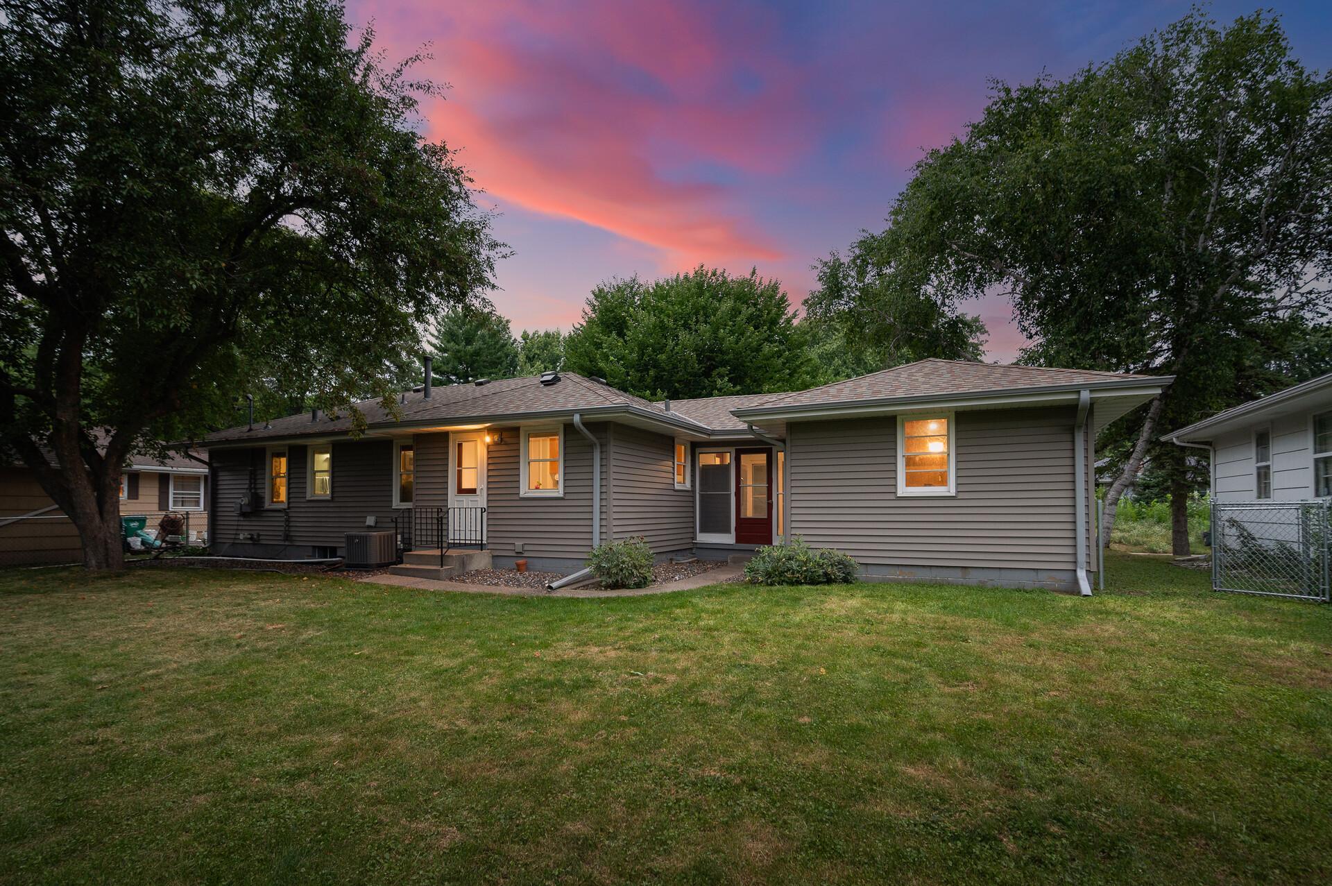 View of Residential at 6917 39th Avenue, Crystal MN 55427, Crystal (24 of 25) - Mike Wilen | Minnesota Team Real Estate