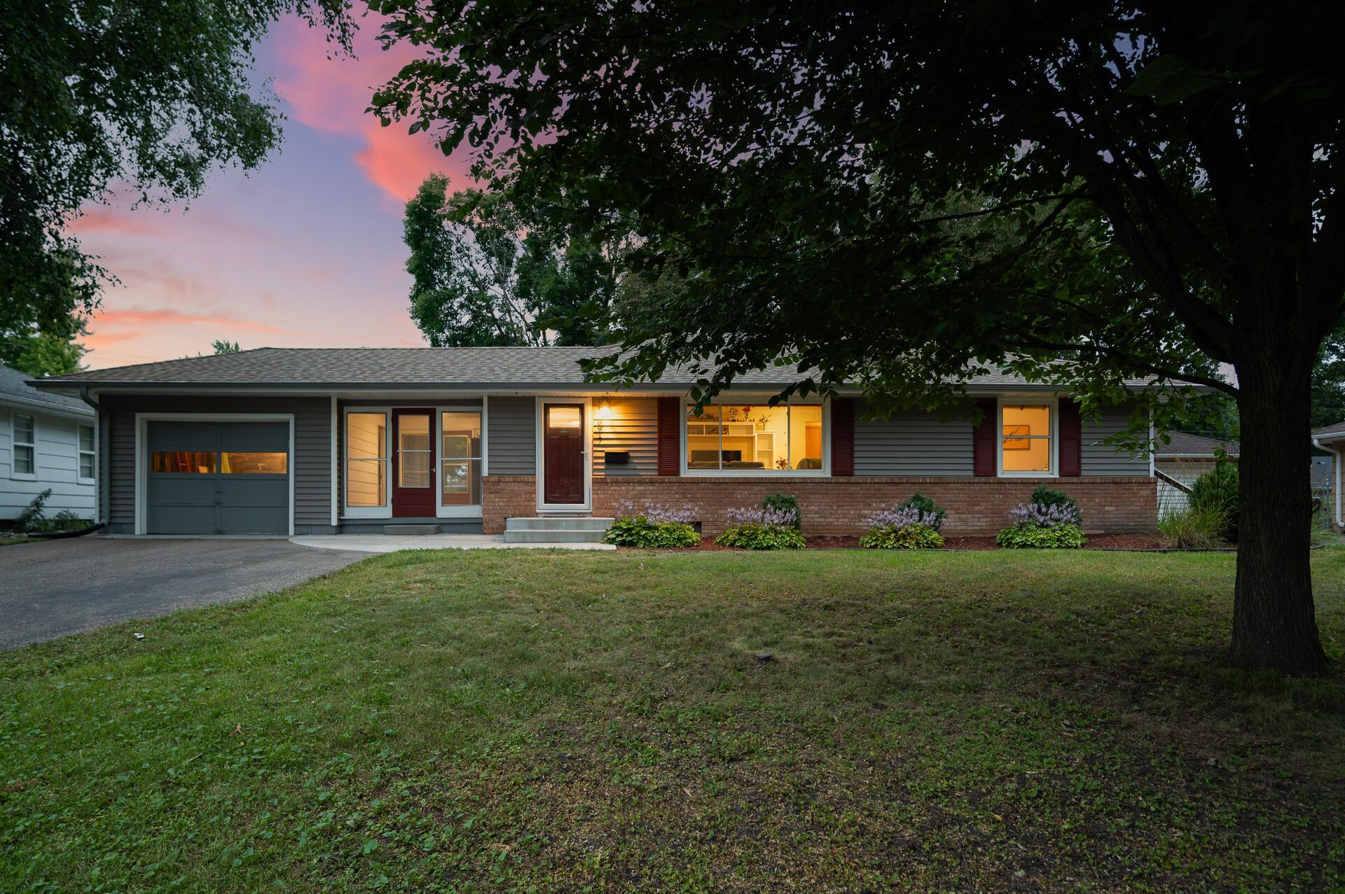 View of Residential at 6917 39th Avenue, Crystal MN 55427, Crystal - Mike Wilen | Minnesota Team Real Estate