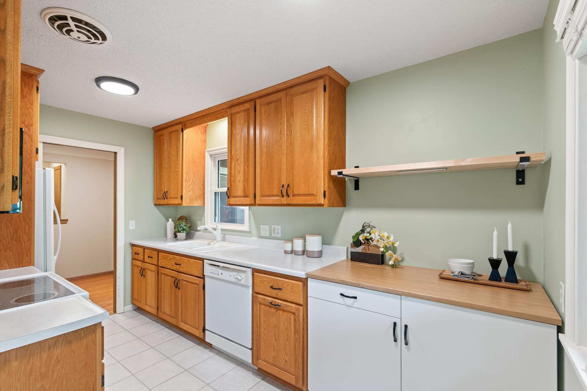 View of Residential at 6917 39th Avenue, Crystal MN 55427, Crystal (8 of 25) - Mike Wilen | Minnesota Team Real Estate