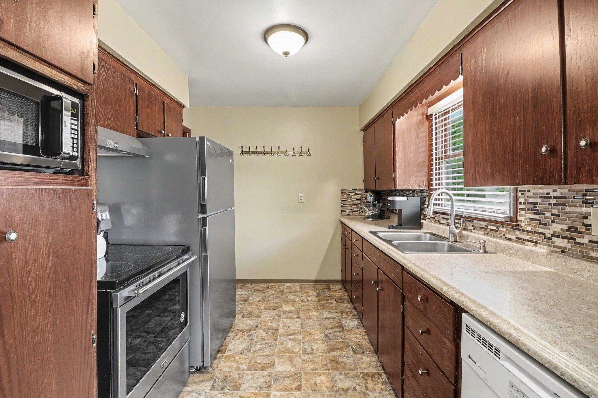 View of Residential at 525 21st Street, Red Wing MN 55066, Red Wing (9 of 27) - Mike Wilen | Minnesota Team Real Estate