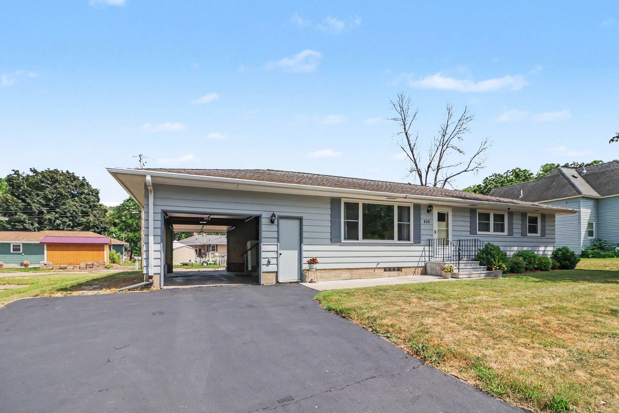 View of Residential at 525 21st Street, Red Wing MN 55066, Red Wing (3 of 27) - Mike Wilen | Minnesota Team Real Estate
