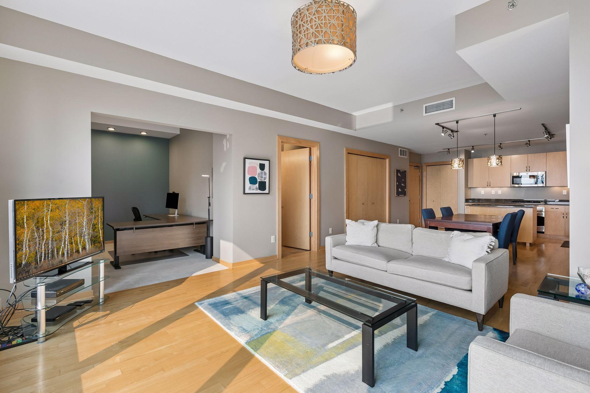 View of Residential at 215 10th Avenue #637, Minneapolis MN 55415, Minneapolis (5 of 82) - Mike Wilen | Minnesota Team Real Estate
