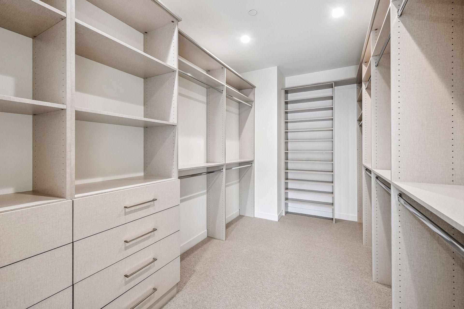 View of Residential at 150 Broadway Avenue #2B, Wayzata MN 55391, Wayzata (20 of 30) - Mike Wilen | Minnesota Team Real Estate