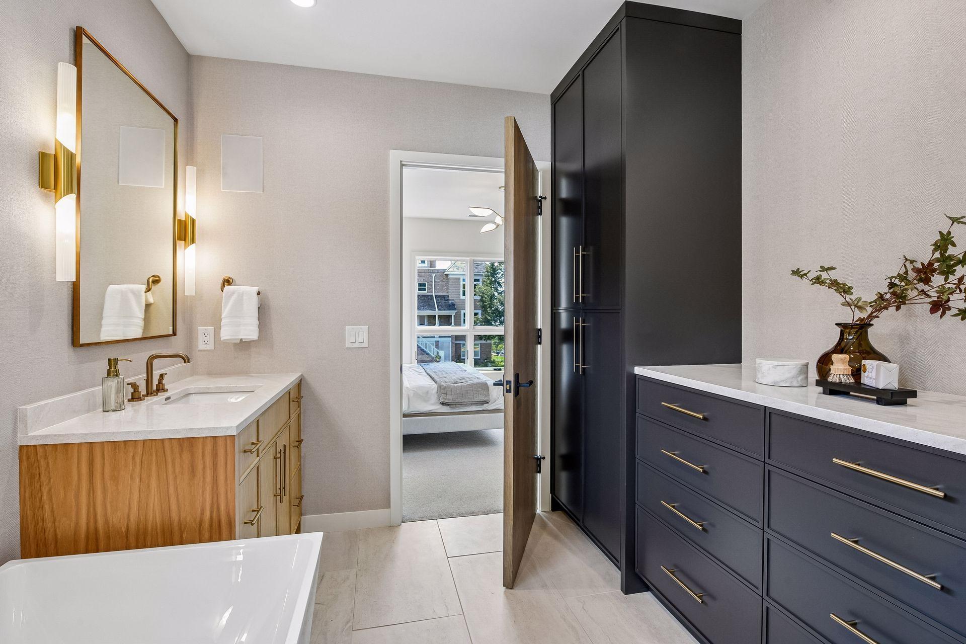 View of Residential at 150 Broadway Avenue #2B, Wayzata MN 55391, Wayzata (18 of 30) - Mike Wilen | Minnesota Team Real Estate