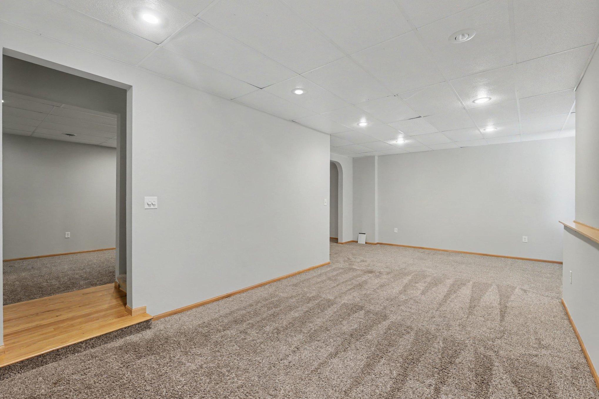 View of Residential at 3006 Frank Street, Maplewood MN 55109, Maplewood (31 of 39) - Mike Wilen | Minnesota Team Real Estate