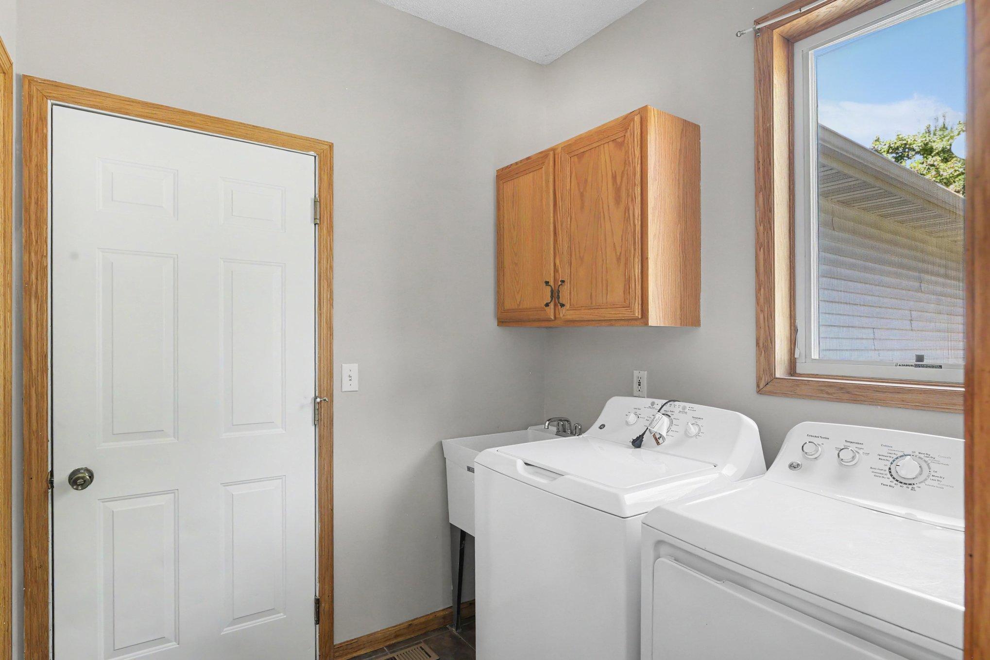 View of Residential at 3006 Frank Street, Maplewood MN 55109, Maplewood (30 of 39) - Mike Wilen | Minnesota Team Real Estate