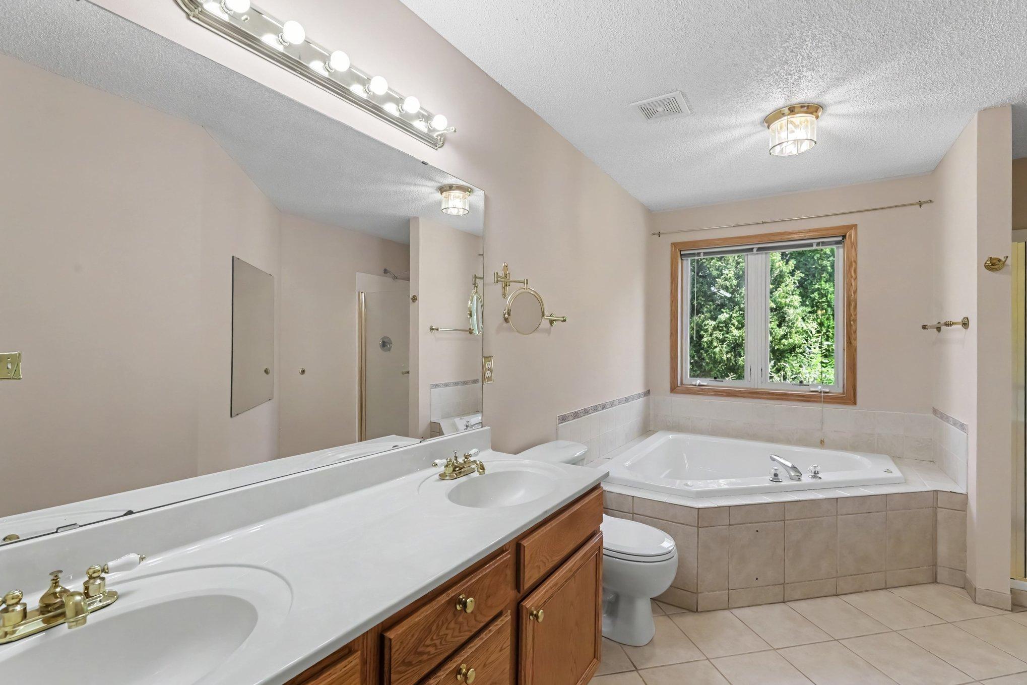 View of Residential at 3006 Frank Street, Maplewood MN 55109, Maplewood (17 of 39) - Mike Wilen | Minnesota Team Real Estate