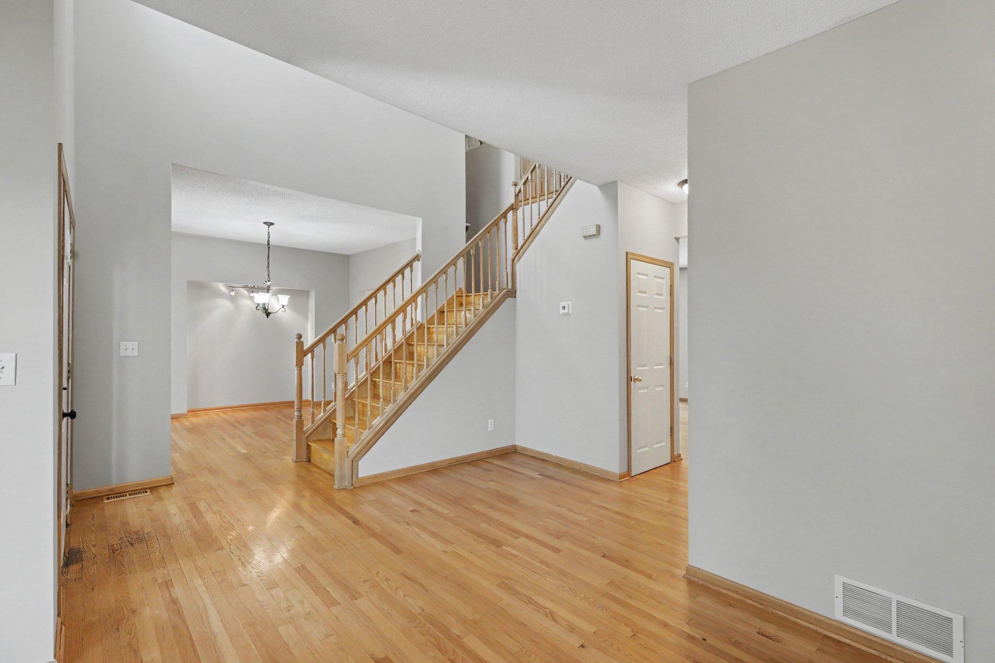 View of Residential at 3006 Frank Street, Maplewood MN 55109, Maplewood (5 of 39) - Mike Wilen | Minnesota Team Real Estate