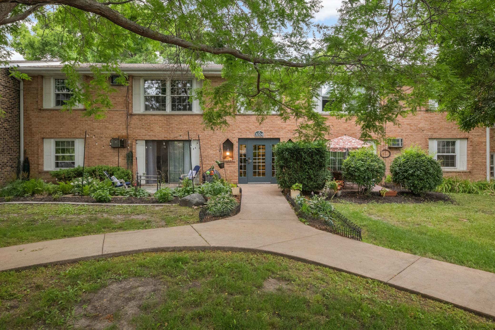 View of Residential at 1004 Westbrooke Way #8, Hopkins MN 55343, Hopkins (21 of 25) - Mike Wilen | Minnesota Team Real Estate