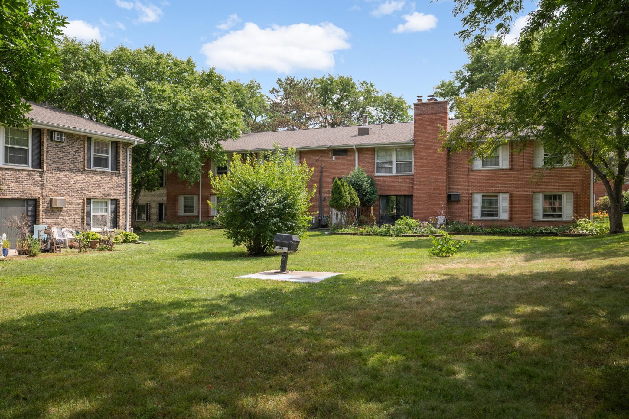View of Residential at 1004 Westbrooke Way #8, Hopkins MN 55343, Hopkins (17 of 25) - Mike Wilen | Minnesota Team Real Estate