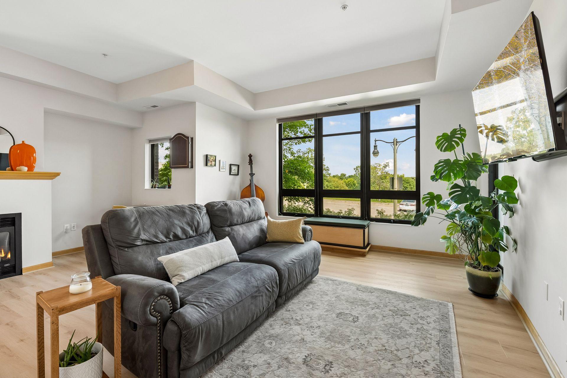 View of Residential at 3707 Grand Way #102, Saint Louis Park MN 55416, Saint Louis Park (13 of 38) - Mike Wilen | Minnesota Team Real Estate